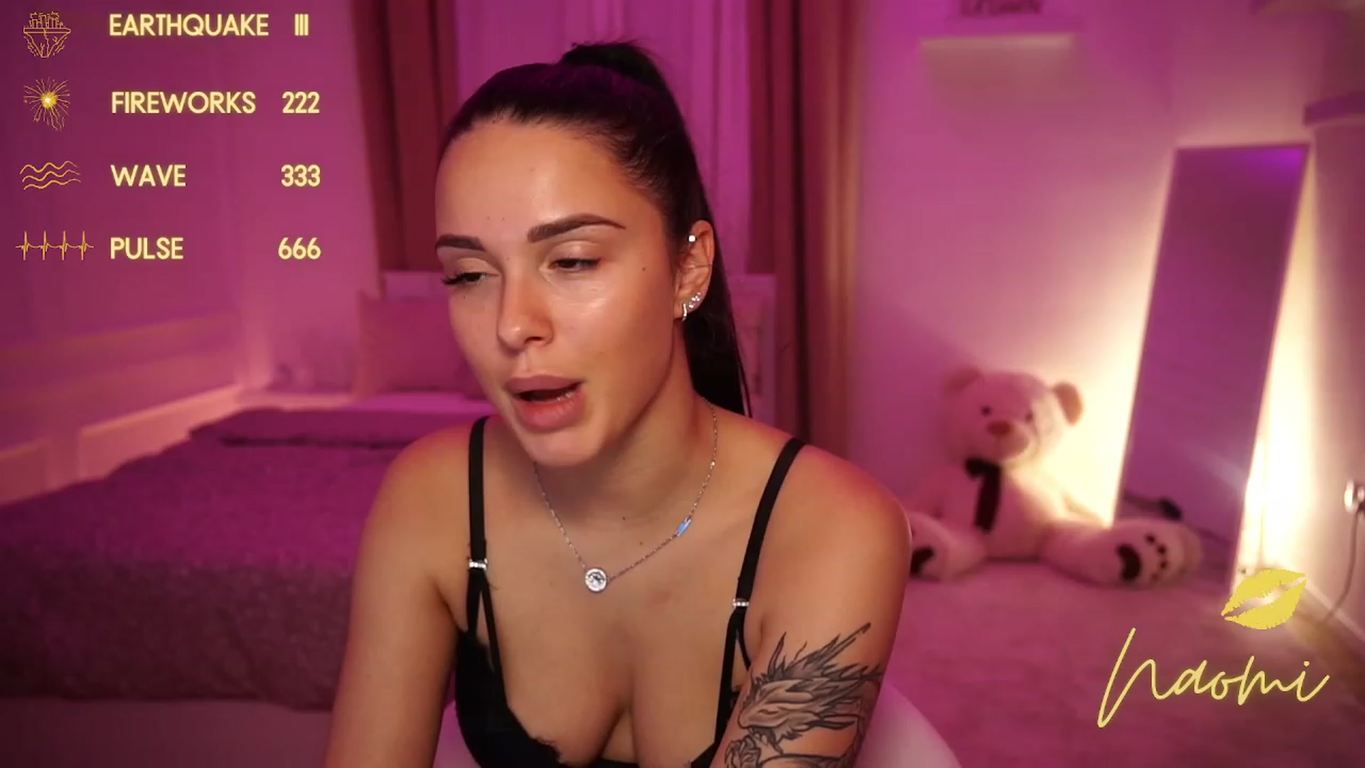 Gallery image thumbnail from cinnabellee's myfreecams stream on, 11/22/2023, 17:24 image 13 of 20