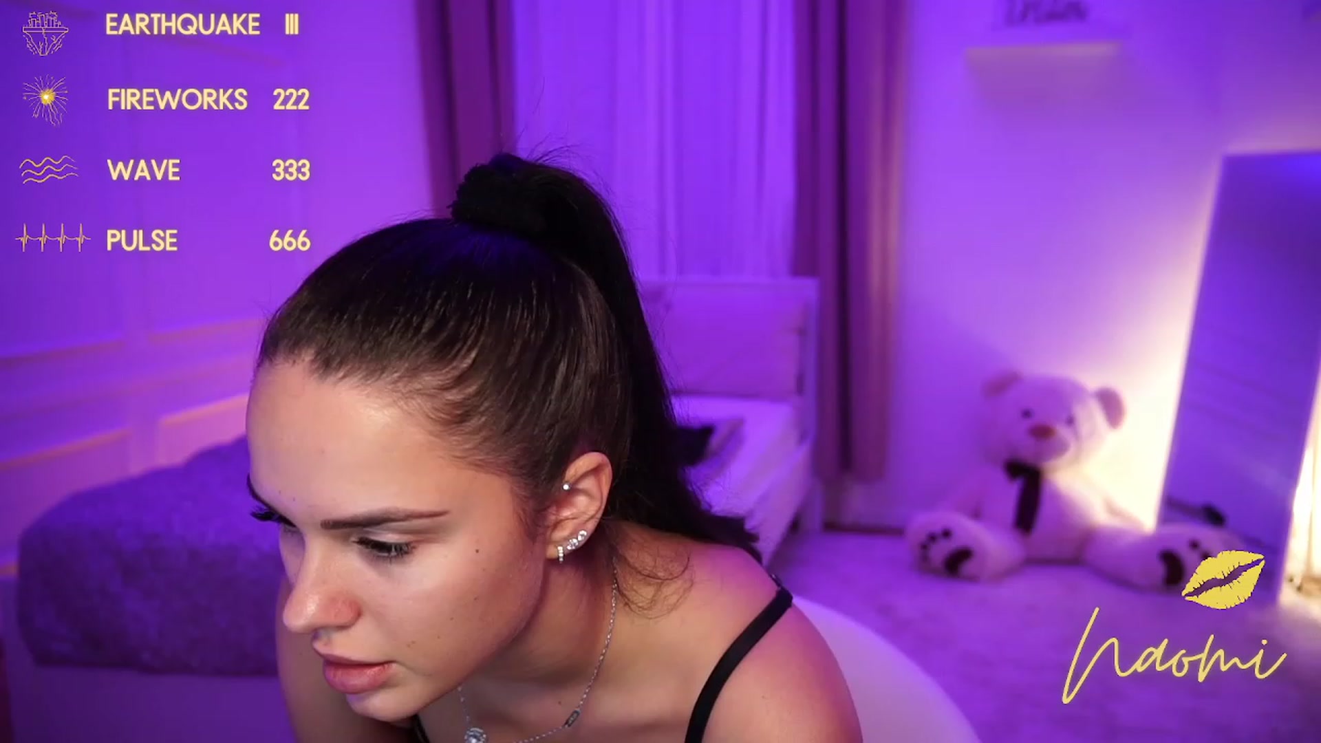 Gallery image thumbnail from cinnabellee's myfreecams stream on, 11/22/2023, 17:24 image 6 of 20