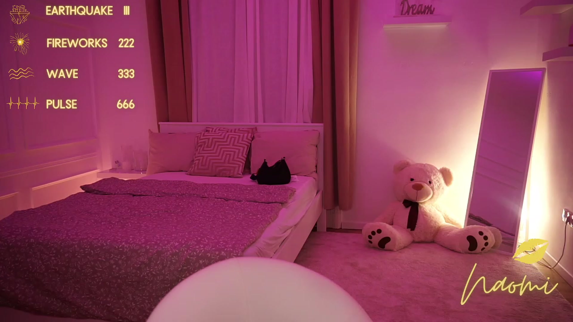 Gallery image thumbnail from cinnabellee's myfreecams stream on, 11/22/2023, 19:45 image 7 of 20