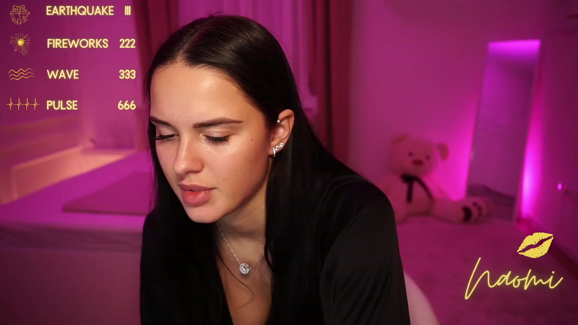 Gallery image thumbnail from cinnabellee's myfreecams stream on, 11/25/2023, 20:45 image 17 of 20