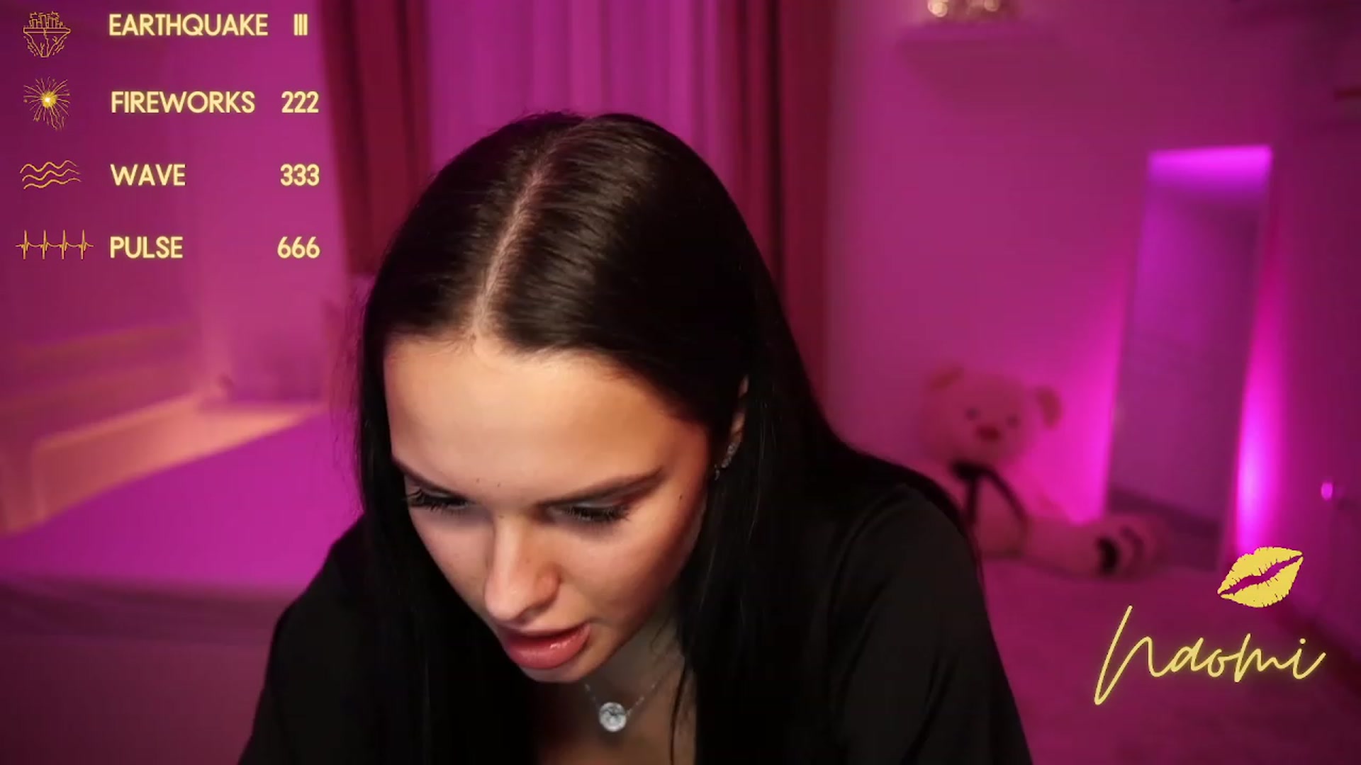 Gallery image thumbnail from cinnabellee's myfreecams stream on, 11/25/2023, 20:45 image 7 of 20
