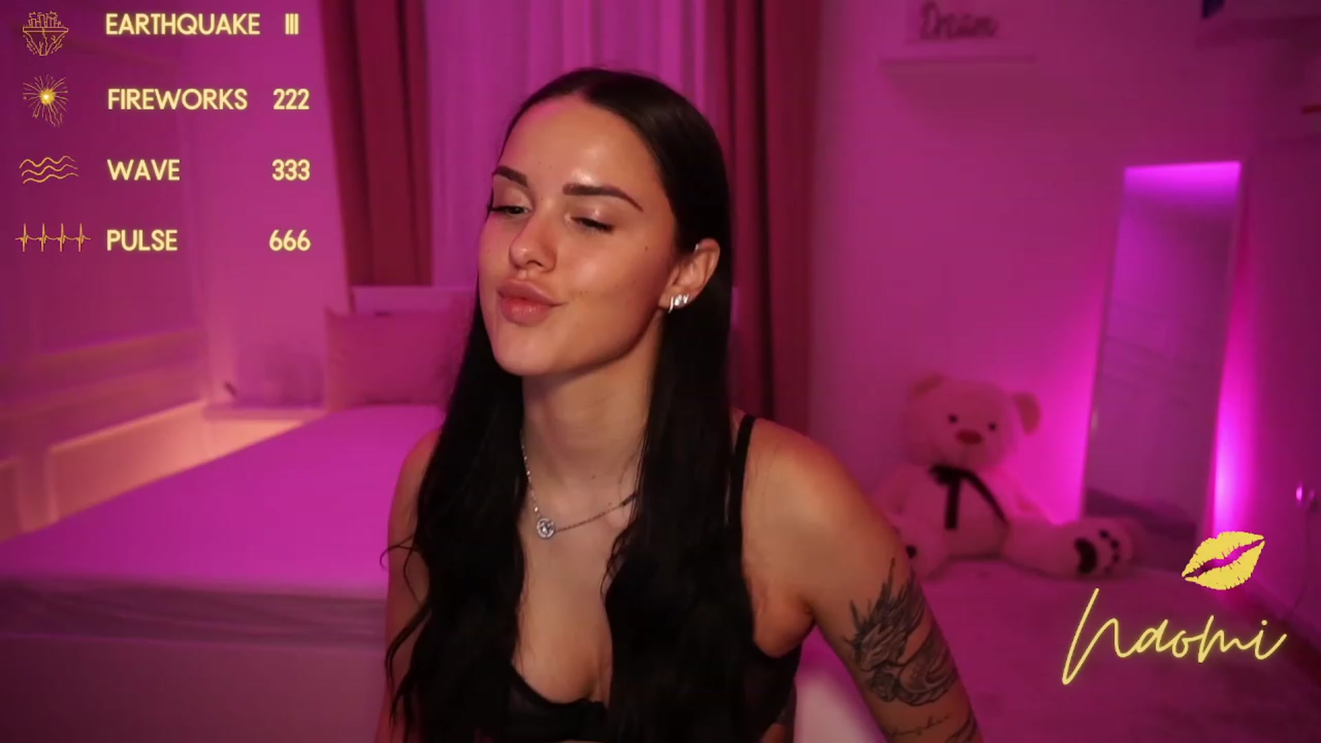Gallery image thumbnail from cinnabellee's myfreecams stream on, 11/26/2023, 15:14 image 9 of 20