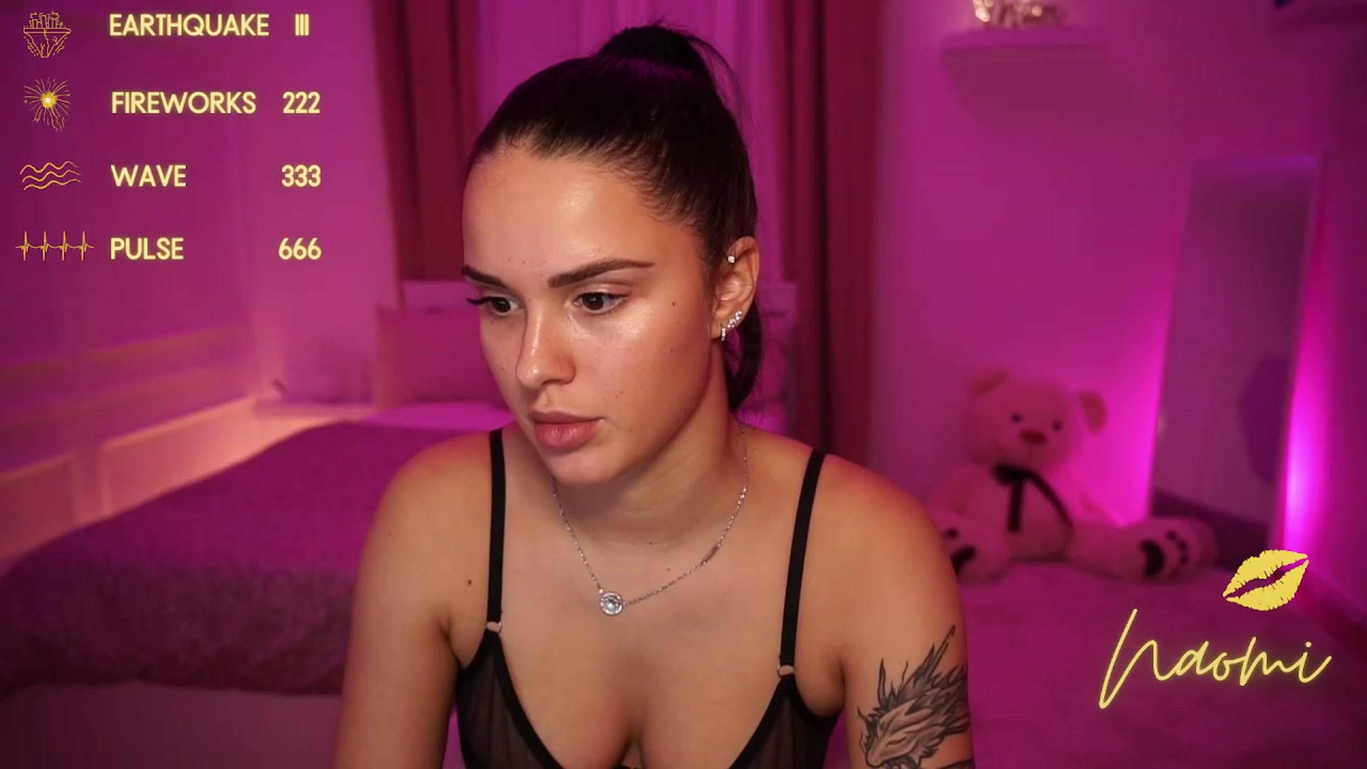 Gallery image thumbnail from cinnabellee's myfreecams stream on, 11/27/2023, 17:15 image 19 of 20