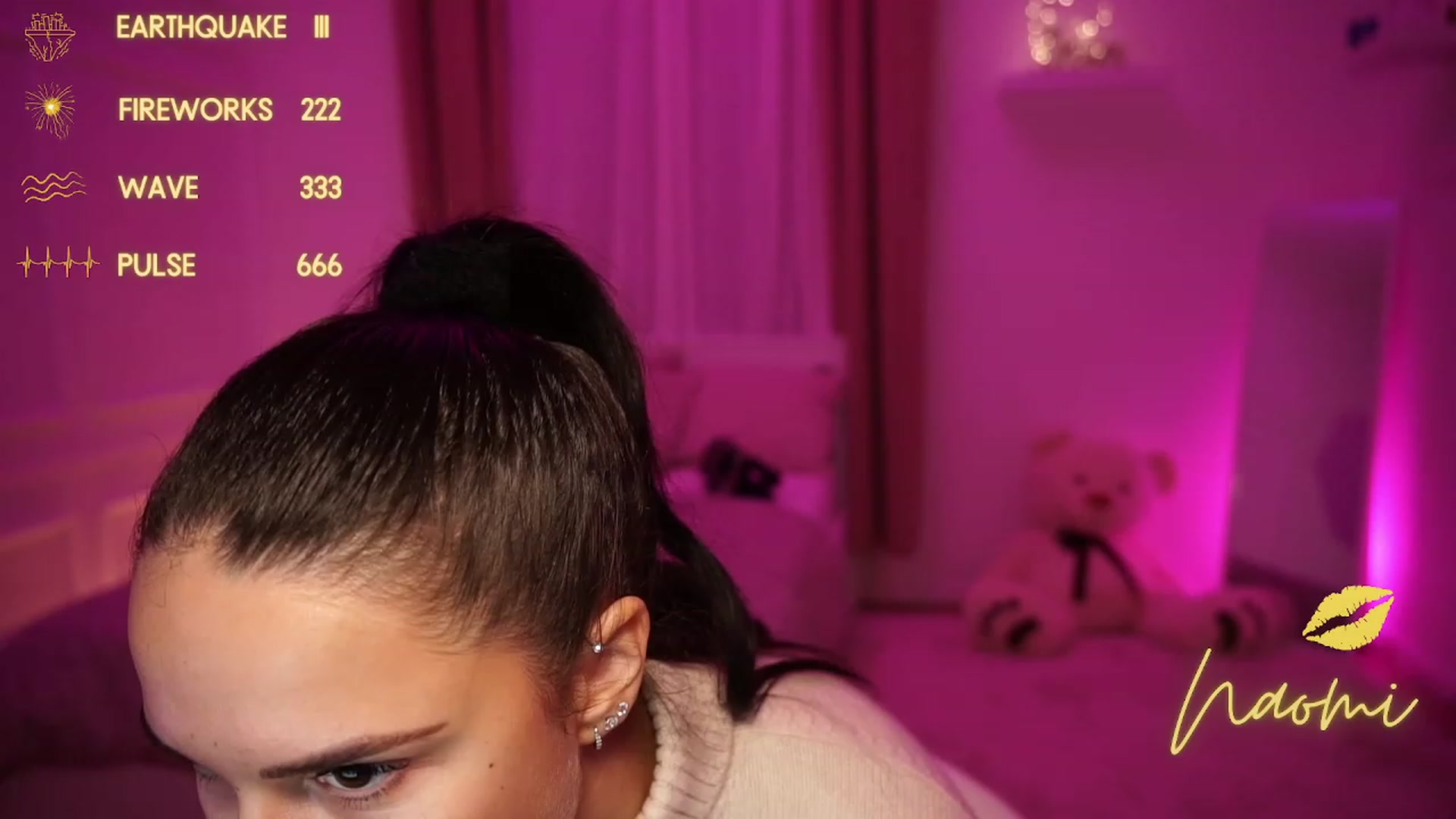 Gallery image thumbnail from cinnabellee's myfreecams stream on, 11/27/2023, 17:15 image 9 of 20