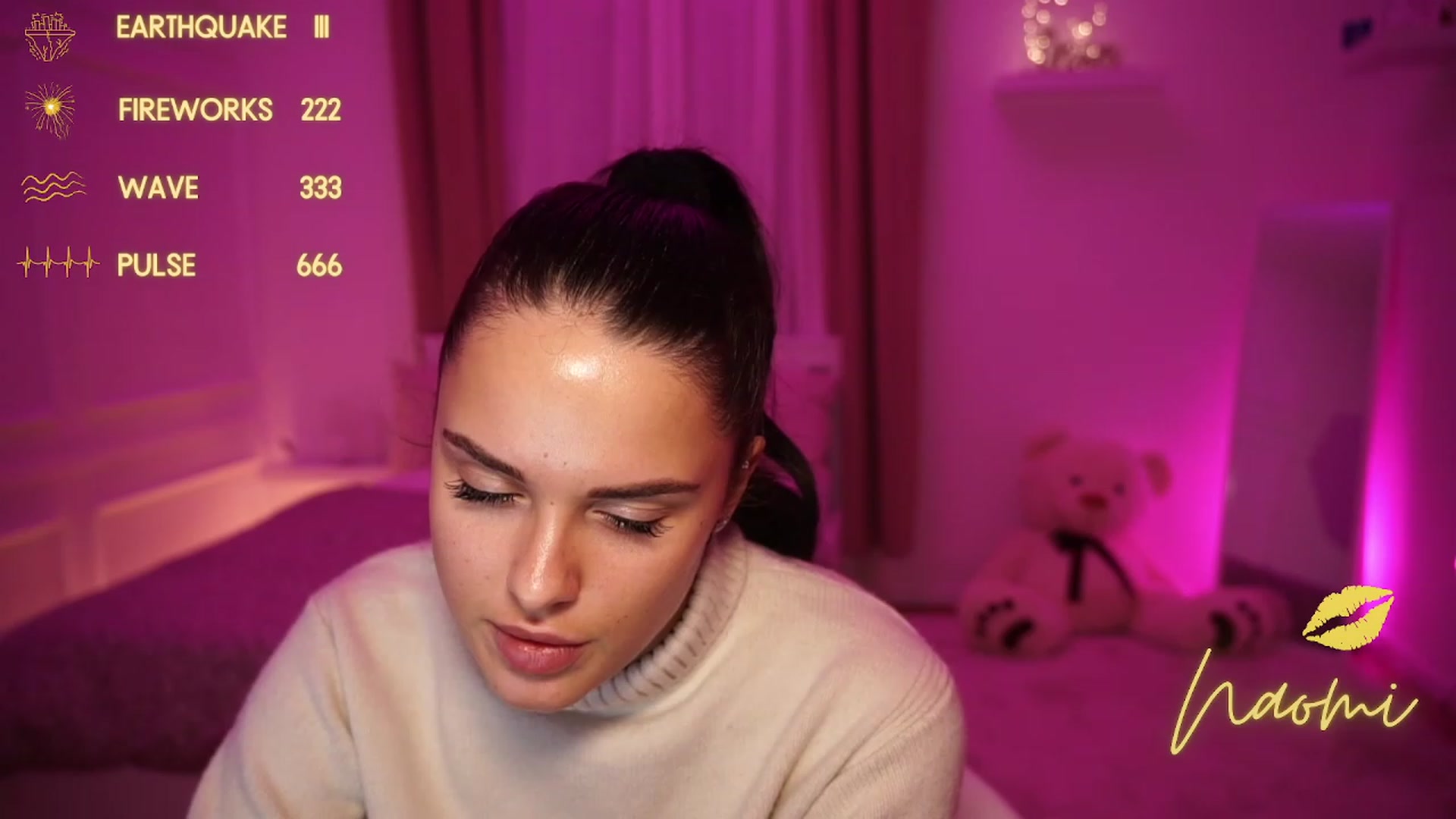 Gallery image thumbnail from cinnabellee's myfreecams stream on, 11/27/2023, 17:15 image 7 of 20