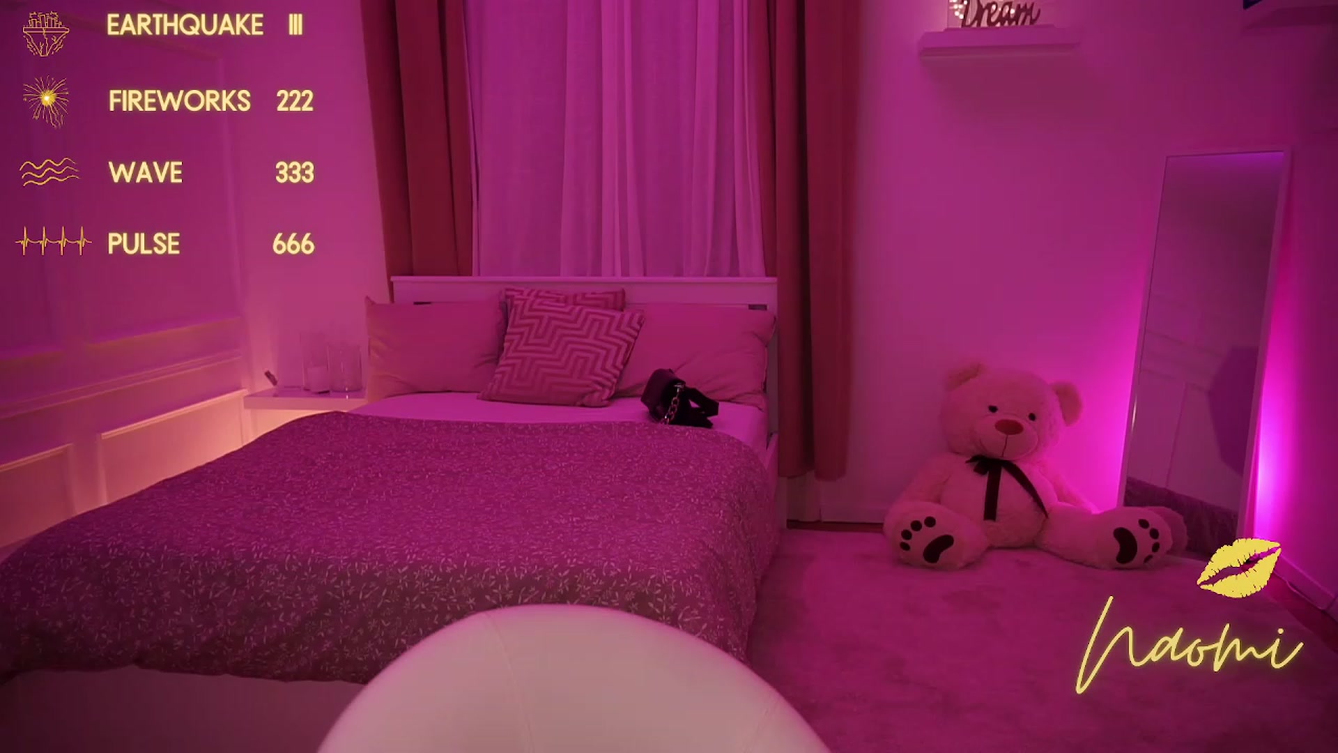 Gallery image thumbnail from cinnabellee's myfreecams stream on, 11/27/2023, 17:15 image 12 of 20