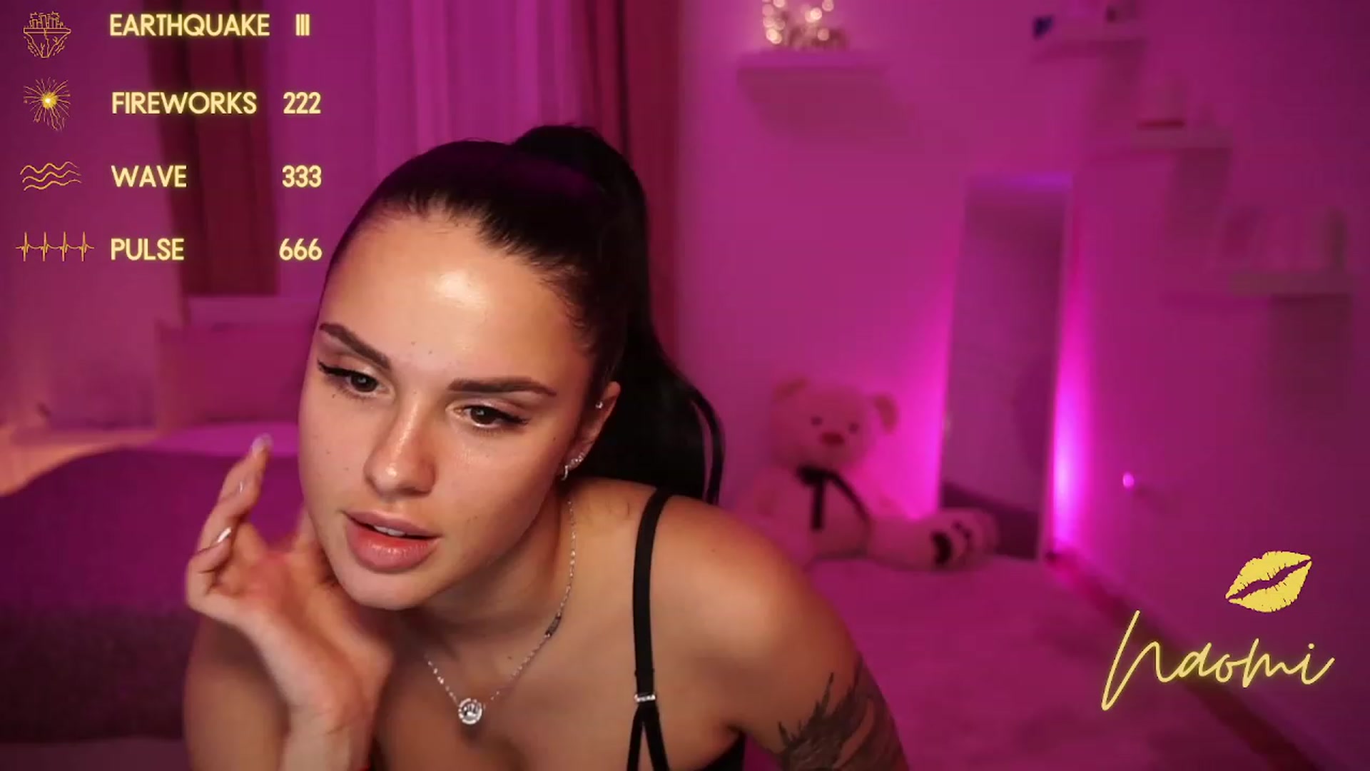 Gallery image thumbnail from cinnabellee's myfreecams stream on, 11/28/2023, 20:01 image 18 of 20