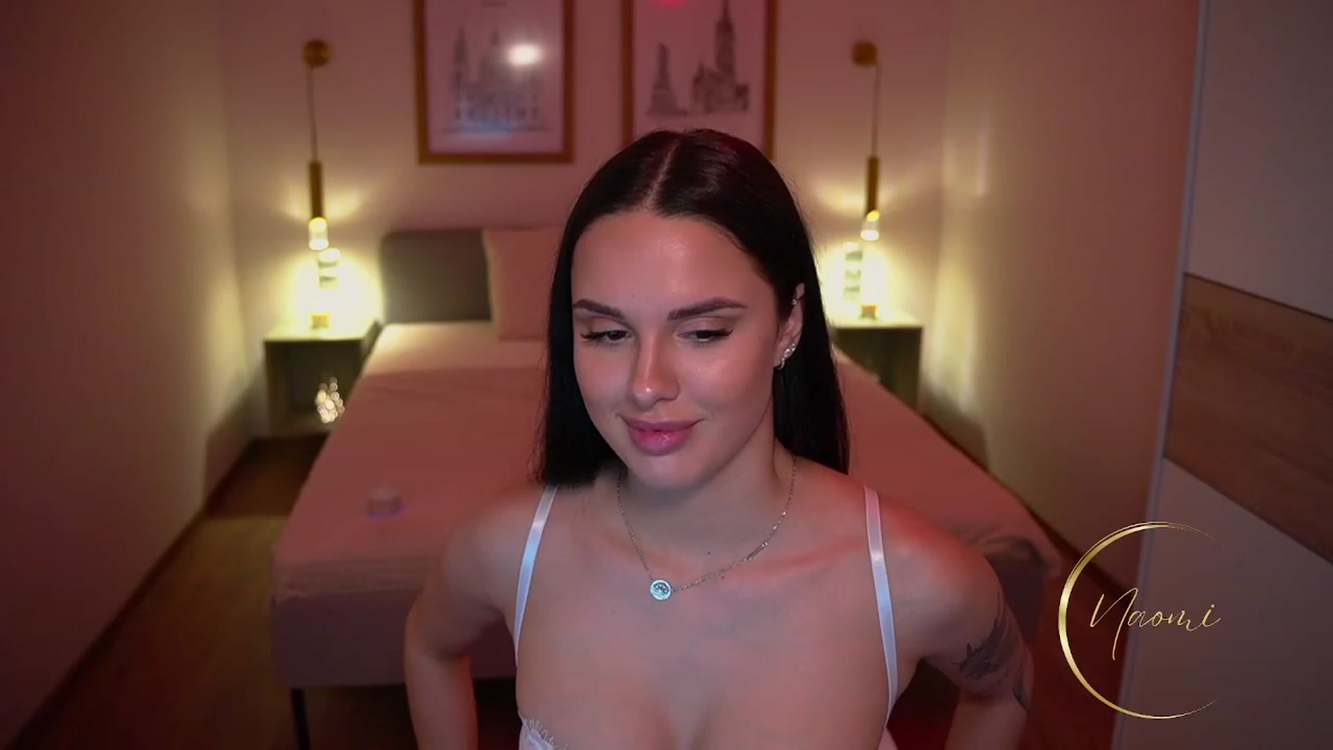 Gallery image thumbnail from cinnabellee's myfreecams stream on, 12/15/2023, 22:32 image 11 of 20