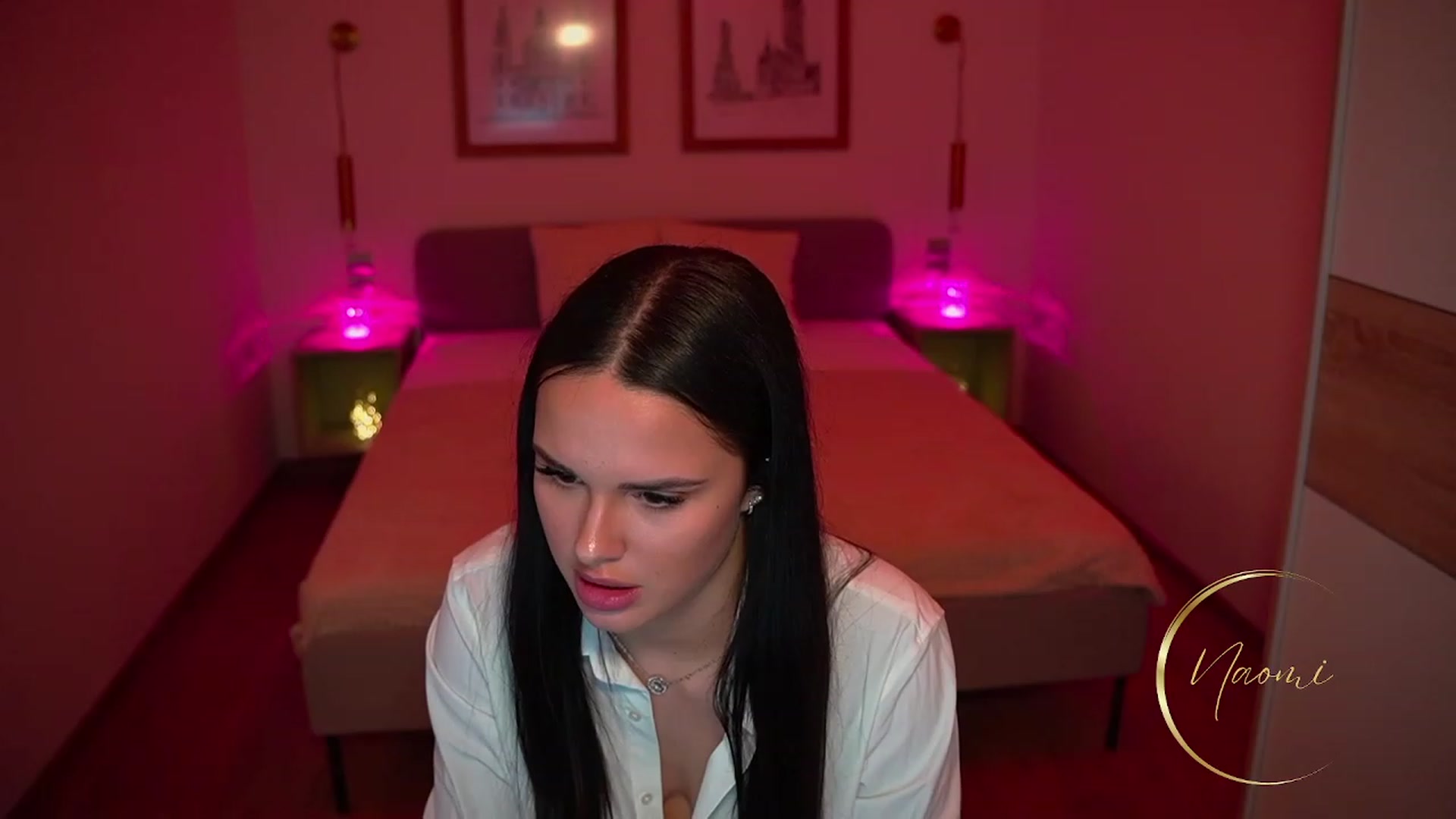 Gallery image thumbnail from cinnabellee's myfreecams stream on, 12/17/2023, 23:45 image 6 of 20