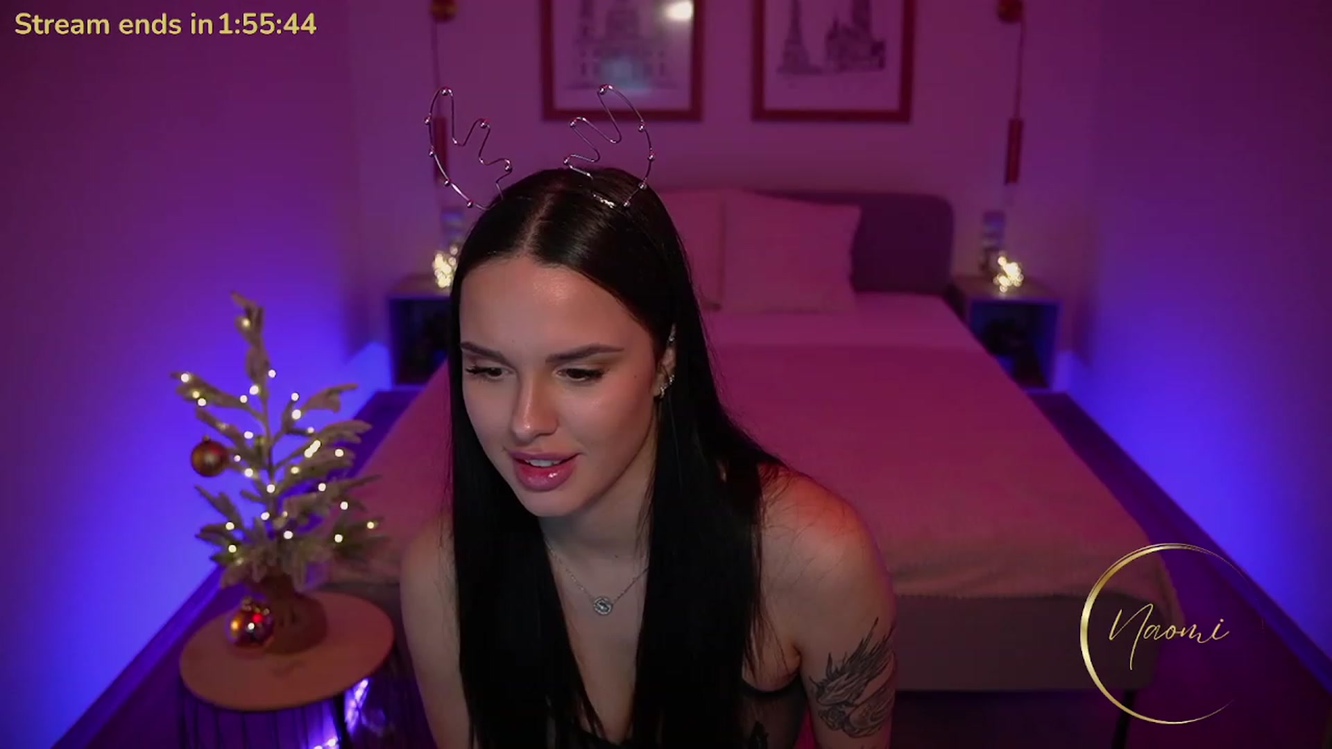 Gallery image thumbnail from cinnabellee's myfreecams stream on, 12/18/2023, 22:05 image 16 of 20