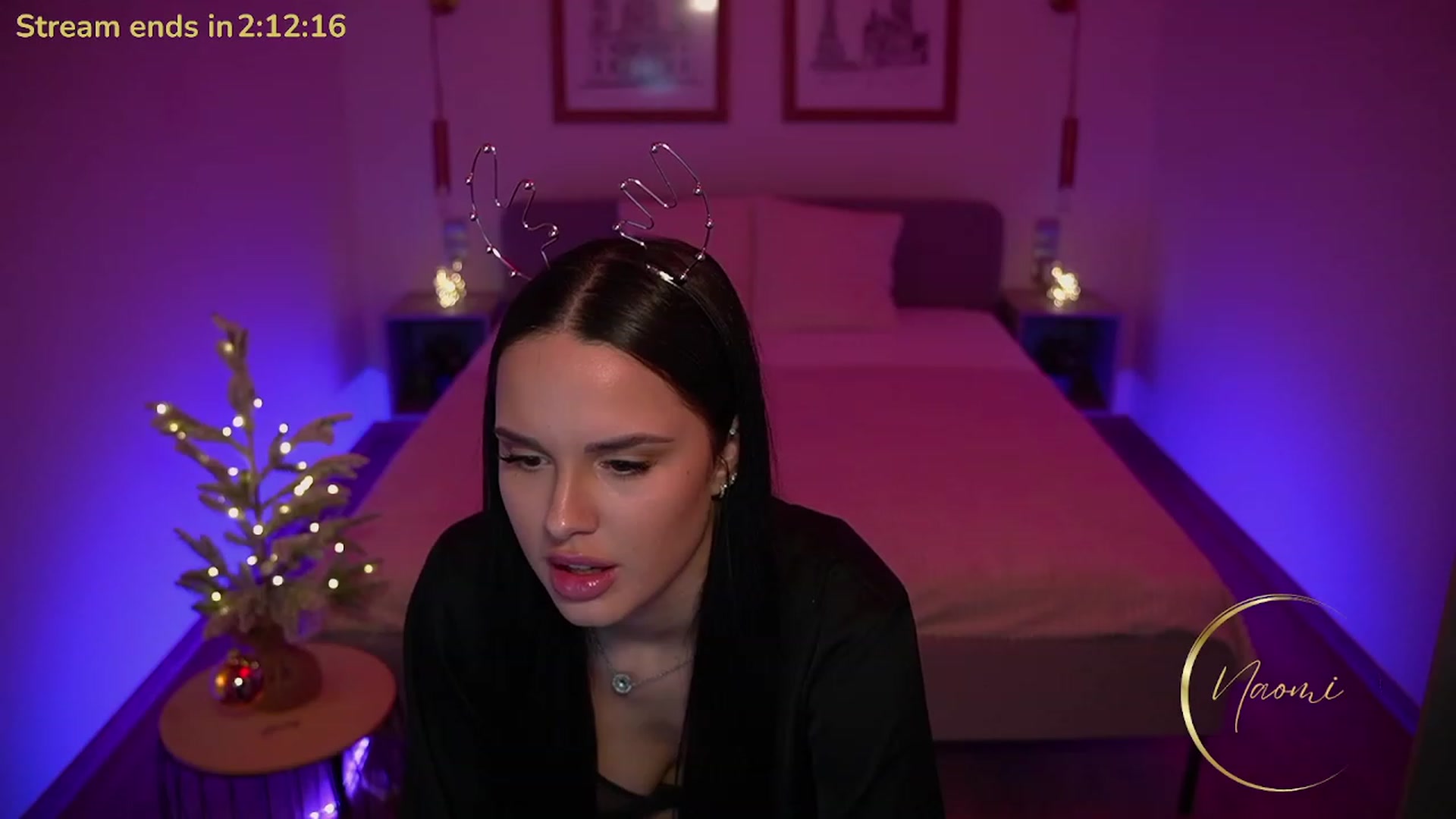 Gallery image thumbnail from cinnabellee's myfreecams stream on, 12/18/2023, 22:05 image 12 of 20