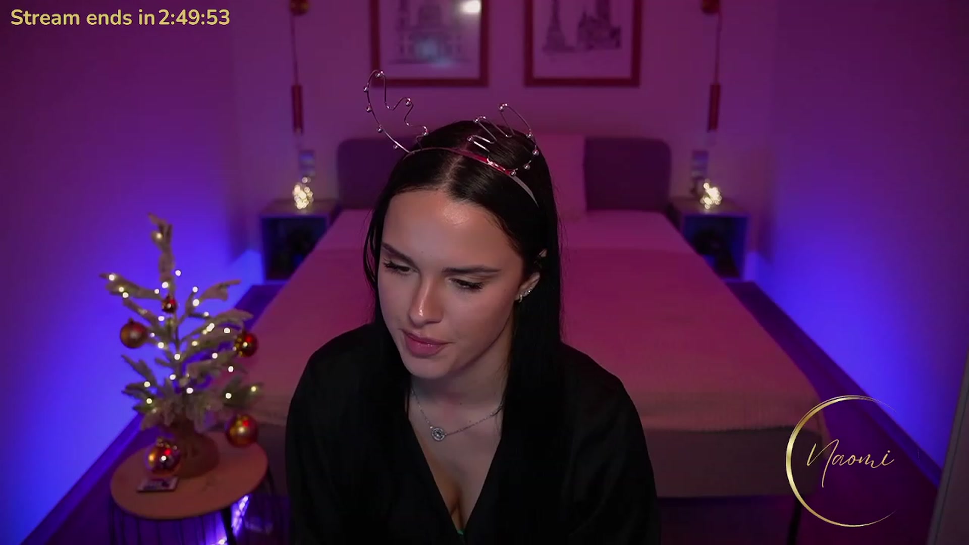 Gallery image thumbnail from cinnabellee's myfreecams stream on, 12/19/2023, 20:55 image 2 of 20
