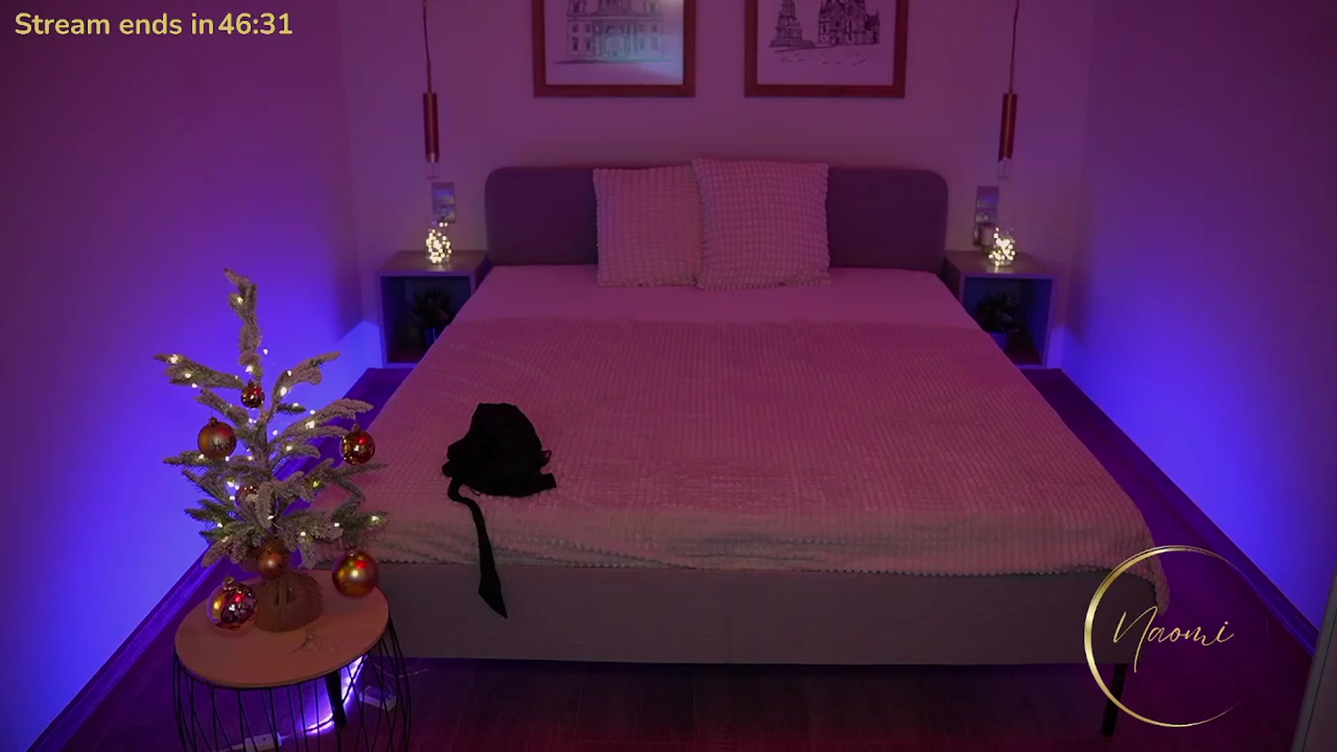 Gallery image thumbnail from cinnabellee's myfreecams stream on, 12/19/2023, 21:48 image 16 of 20