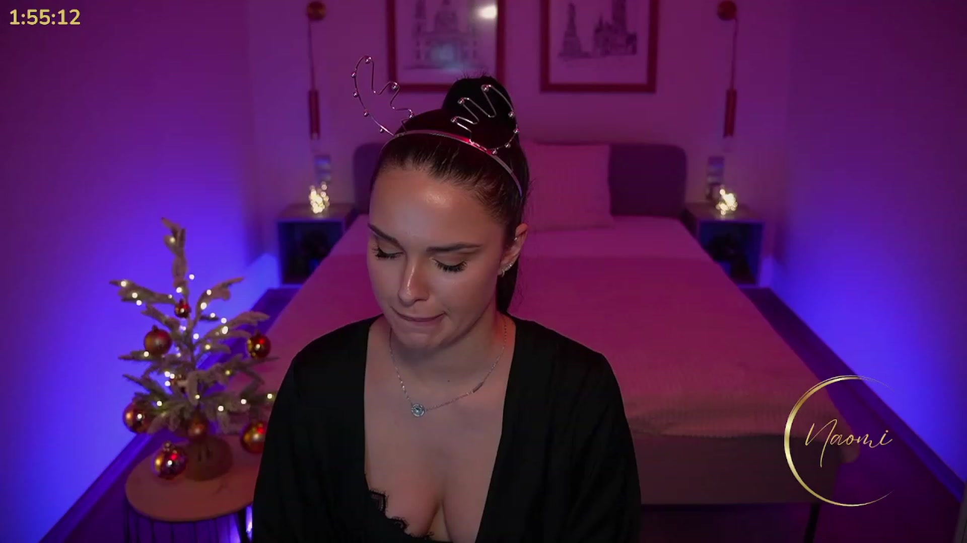 Gallery image thumbnail from cinnabellee's myfreecams stream on, 12/20/2023, 23:22 image 2 of 20