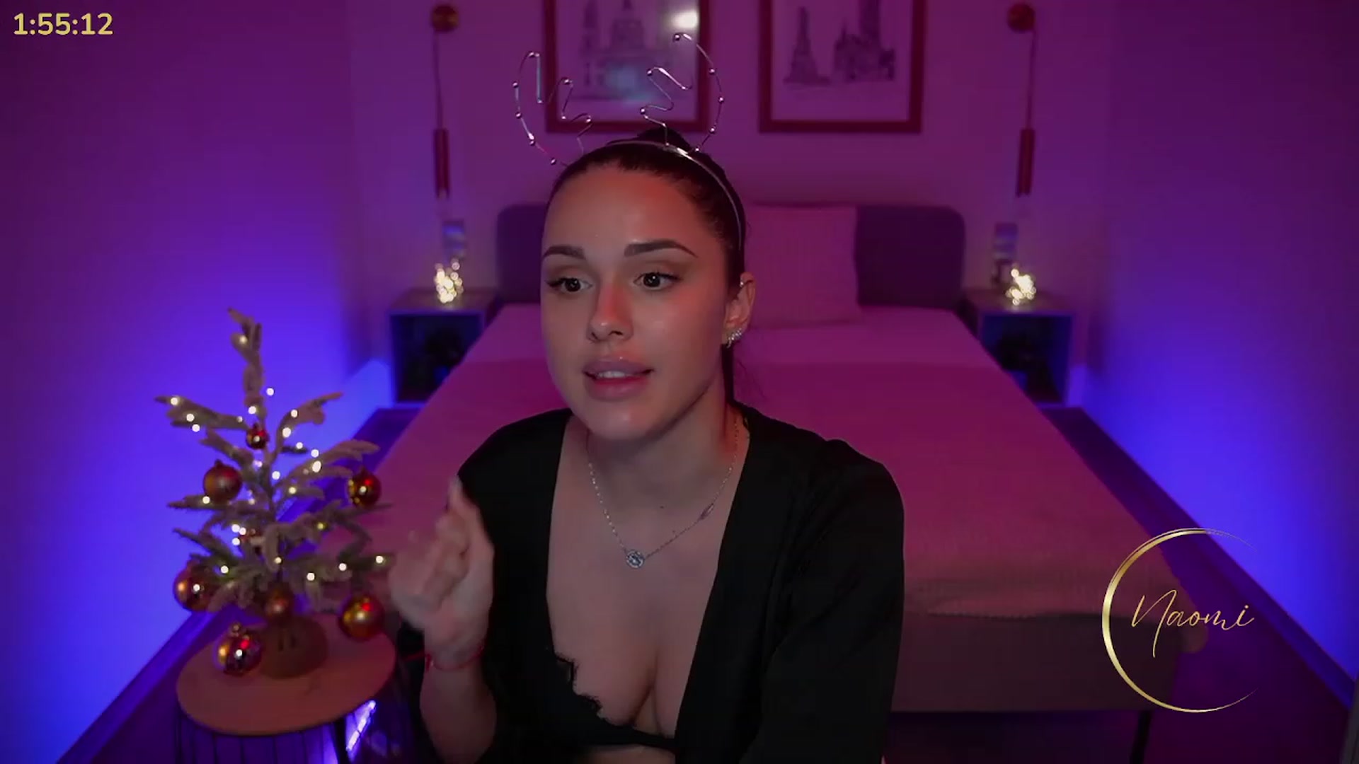 Gallery image thumbnail from cinnabellee's myfreecams stream on, 12/20/2023, 23:22 image 5 of 20
