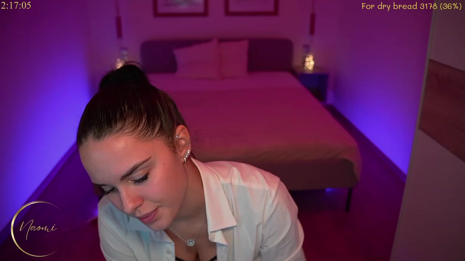 Gallery image thumbnail from cinnabellee's myfreecams stream on, 01/17/2024, 20:28 image 7 of 20