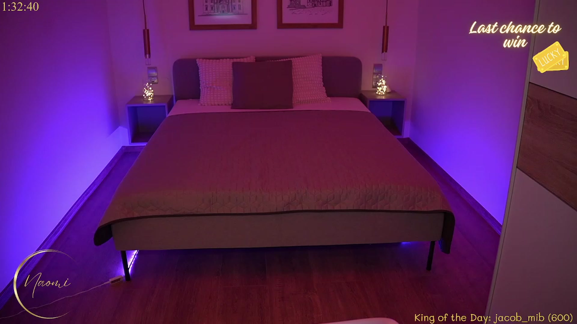 Gallery image thumbnail from cinnabellee's myfreecams stream on, 01/25/2024, 22:20 image 10 of 20