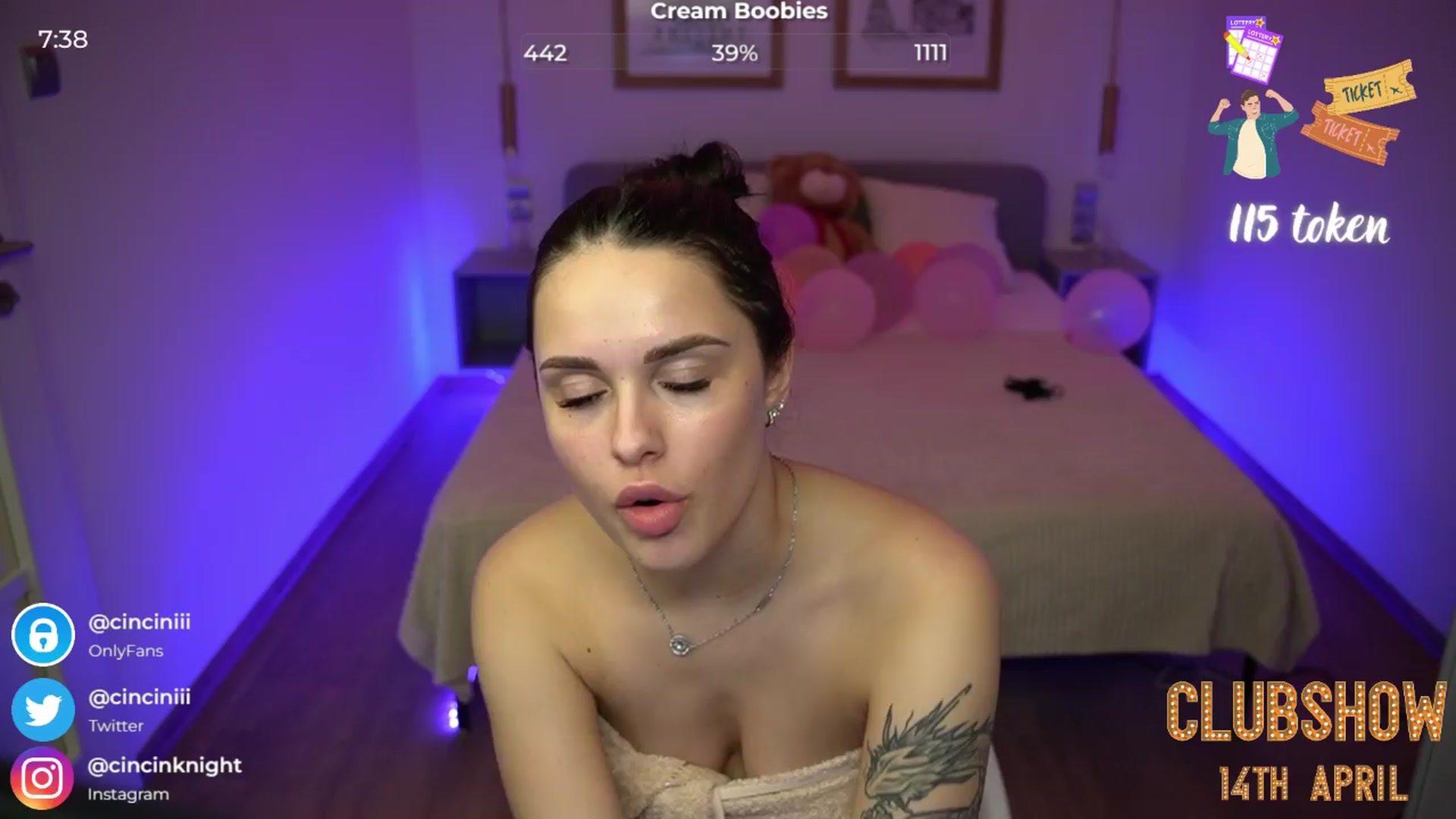 Gallery image thumbnail from cinnabellee's myfreecams stream on, 04/11/2024, 21:23 image 3 of 20
