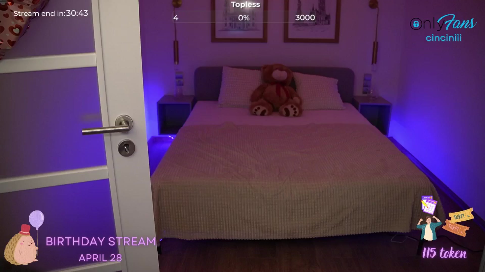 Gallery image thumbnail from cinnabellee's myfreecams stream on, 04/15/2024, 21:13 image 17 of 20
