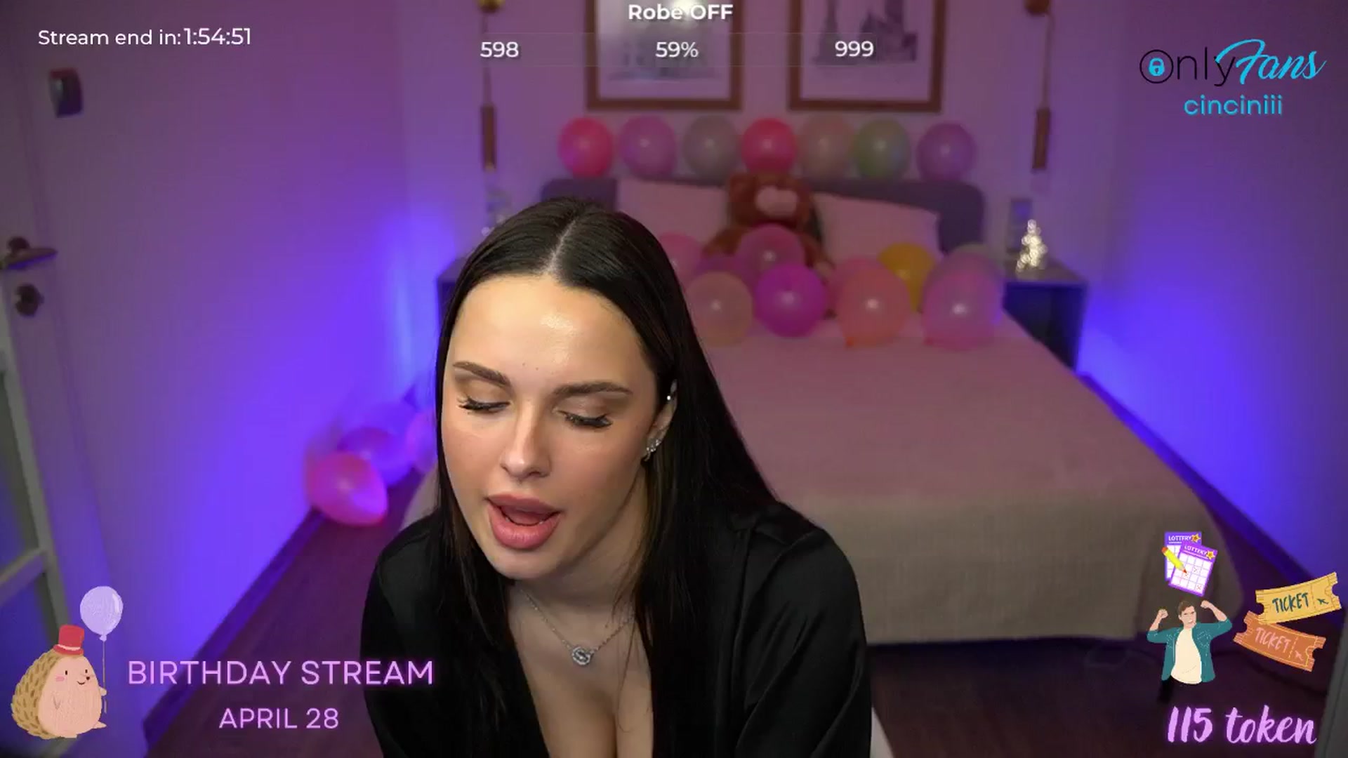 Gallery image thumbnail from cinnabellee's myfreecams stream on, 04/16/2024, 20:39 image 4 of 20