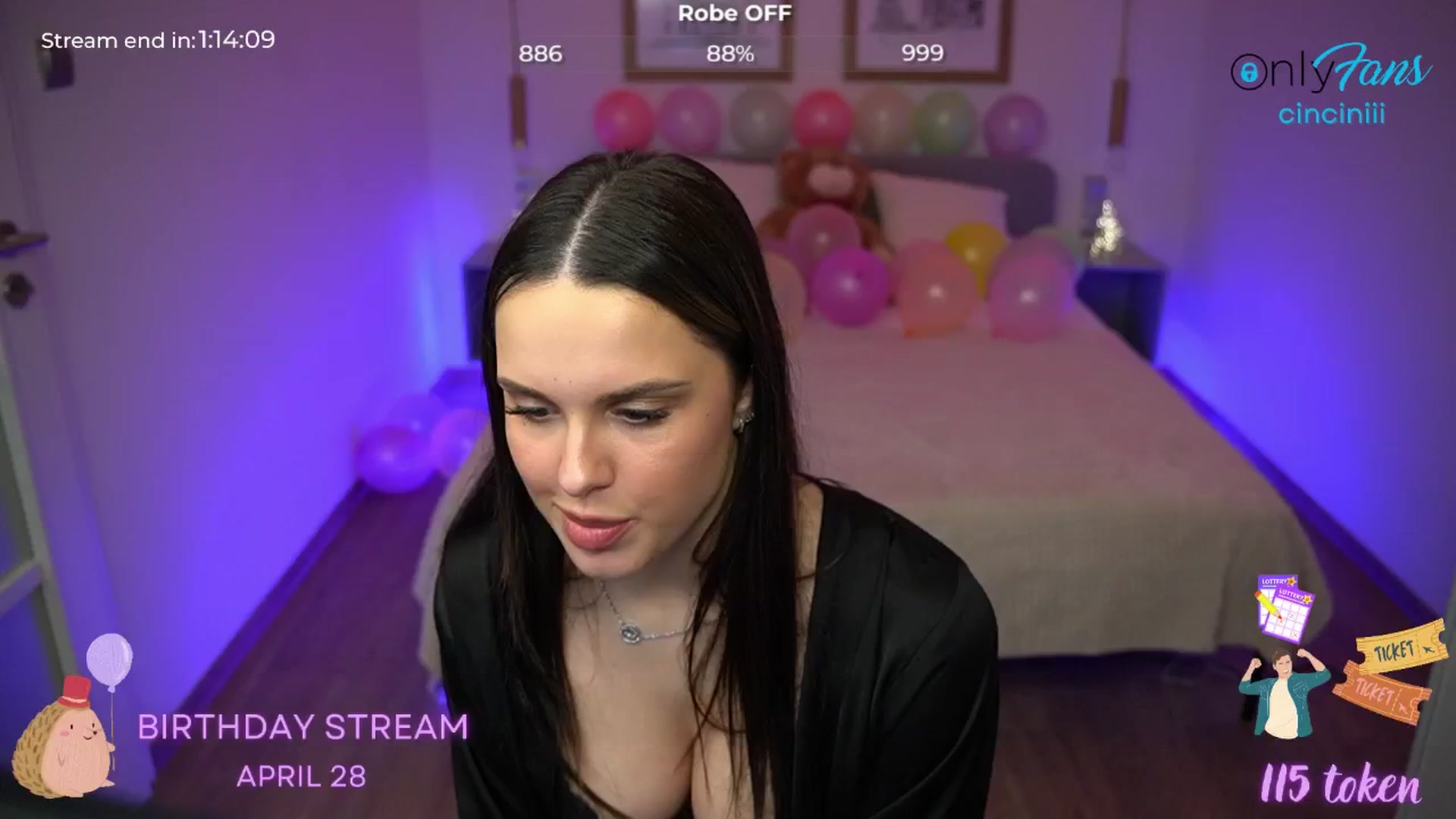 Gallery image thumbnail from cinnabellee's myfreecams stream on, 04/16/2024, 20:39 image 15 of 20