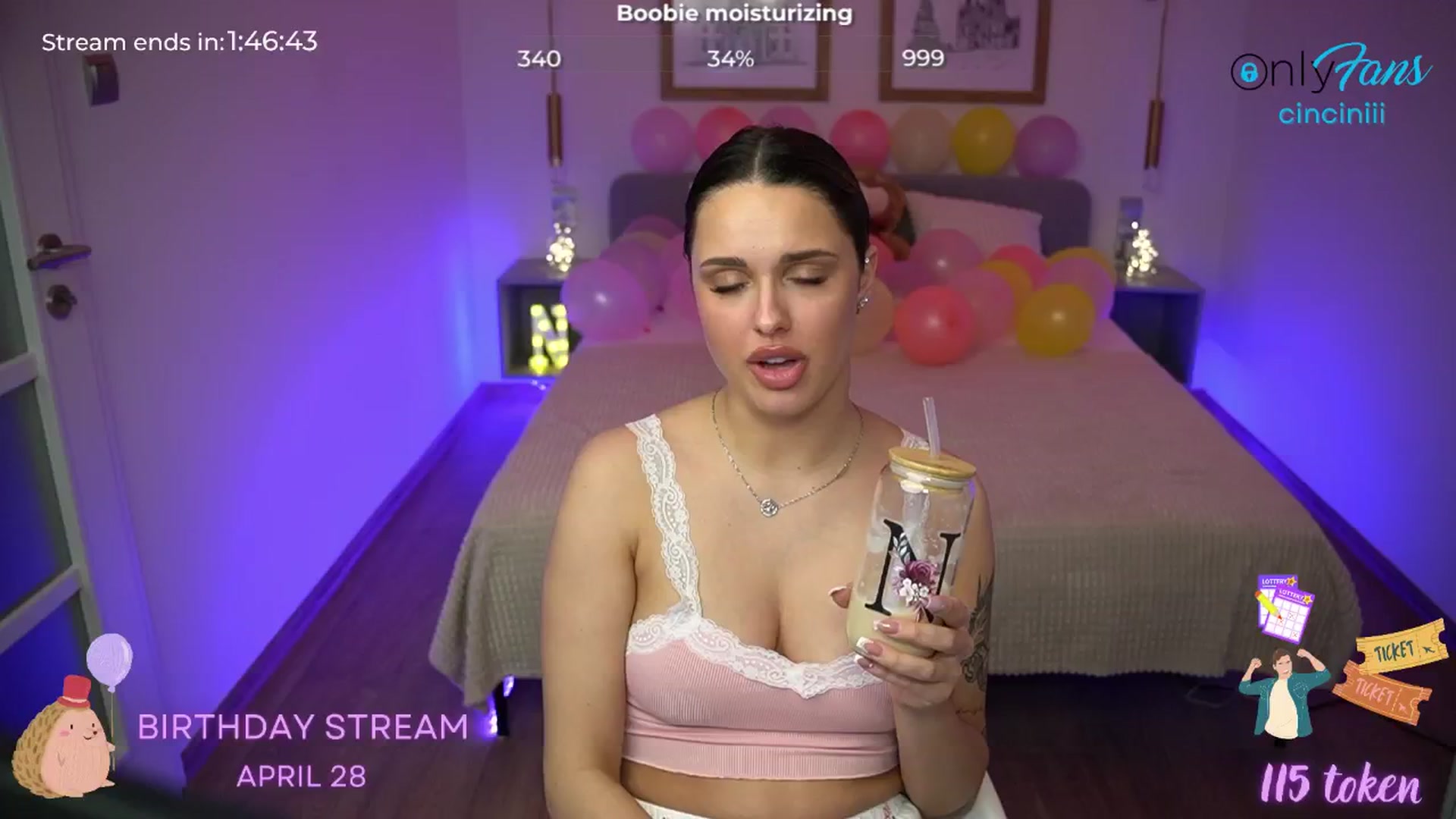Gallery image thumbnail from cinnabellee's myfreecams stream on, 04/18/2024, 20:18 image 5 of 20