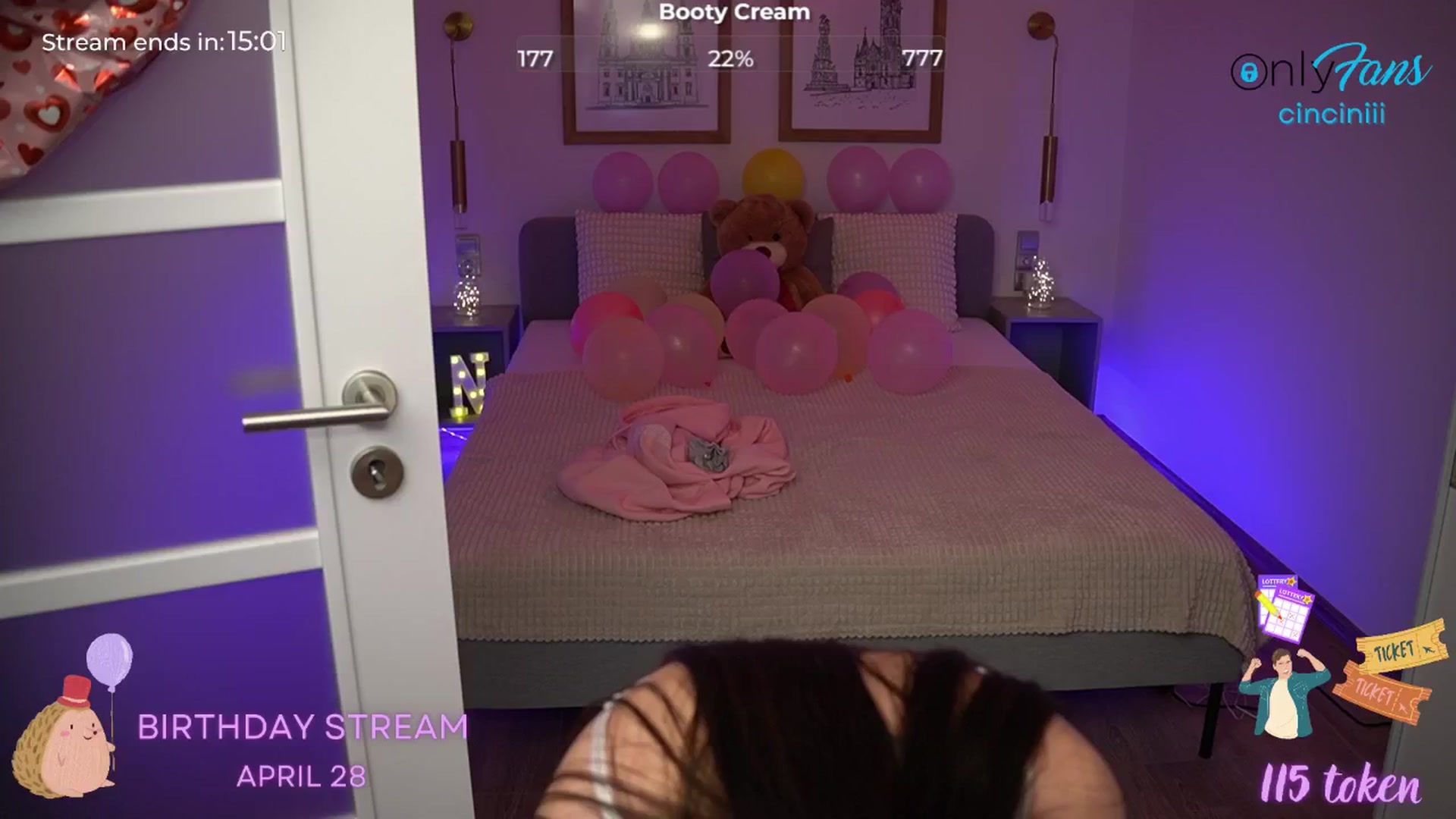 Gallery image thumbnail from cinnabellee's myfreecams stream on, 04/23/2024, 21:21 image 17 of 20
