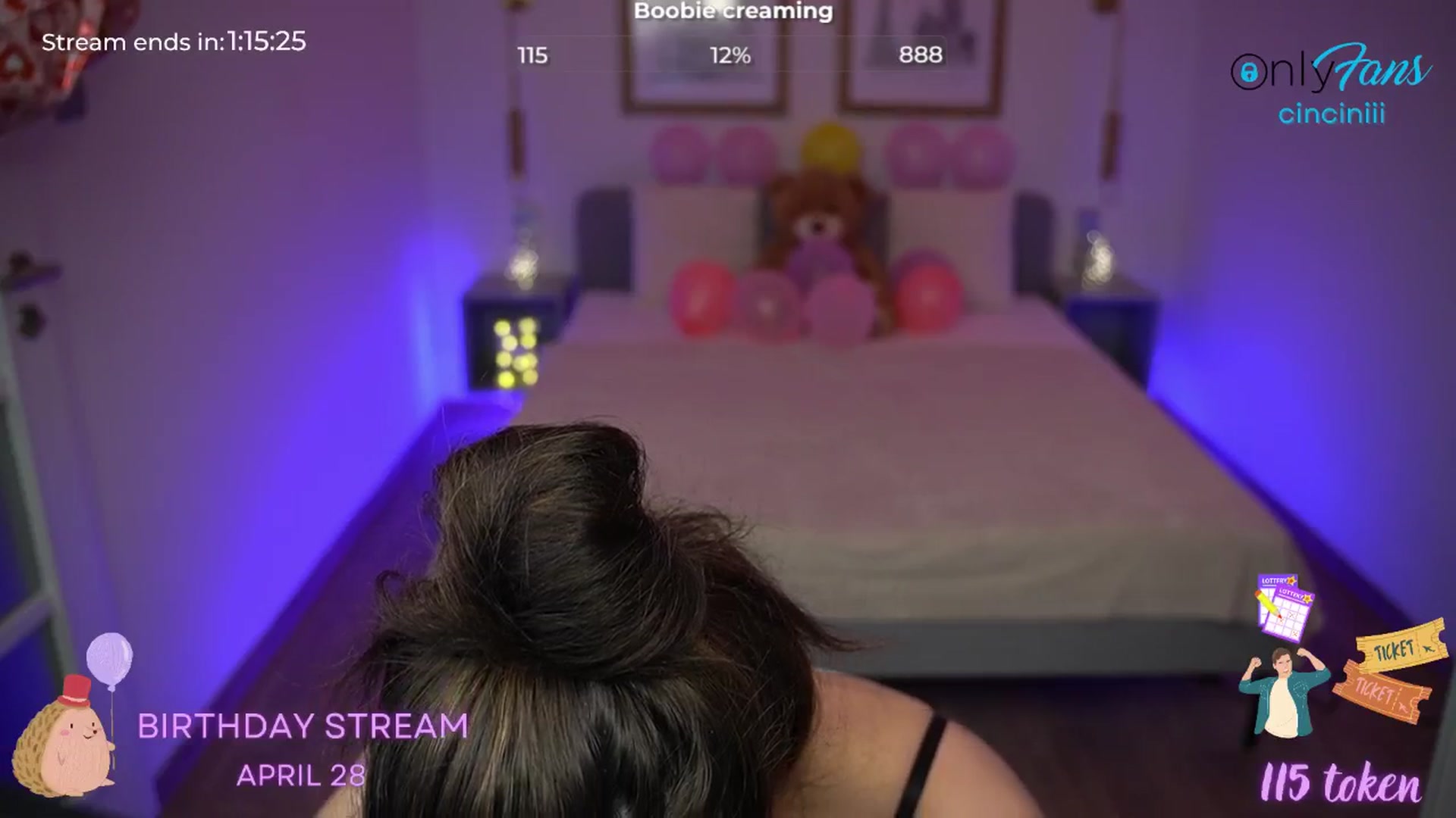 Gallery image thumbnail from cinnabellee's myfreecams stream on, 04/25/2024, 21:27 image 12 of 20