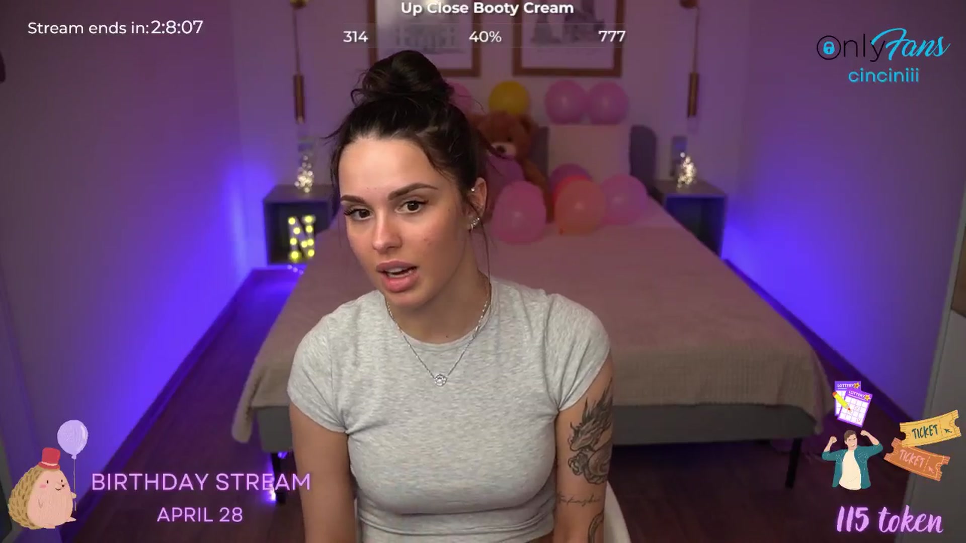 Gallery image thumbnail from cinnabellee's myfreecams stream on, 04/25/2024, 21:27 image 6 of 20