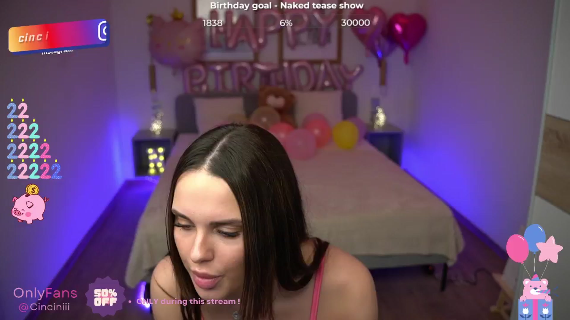 Gallery image thumbnail from cinnabellee's myfreecams stream on, 04/28/2024, 21:15 image 5 of 20