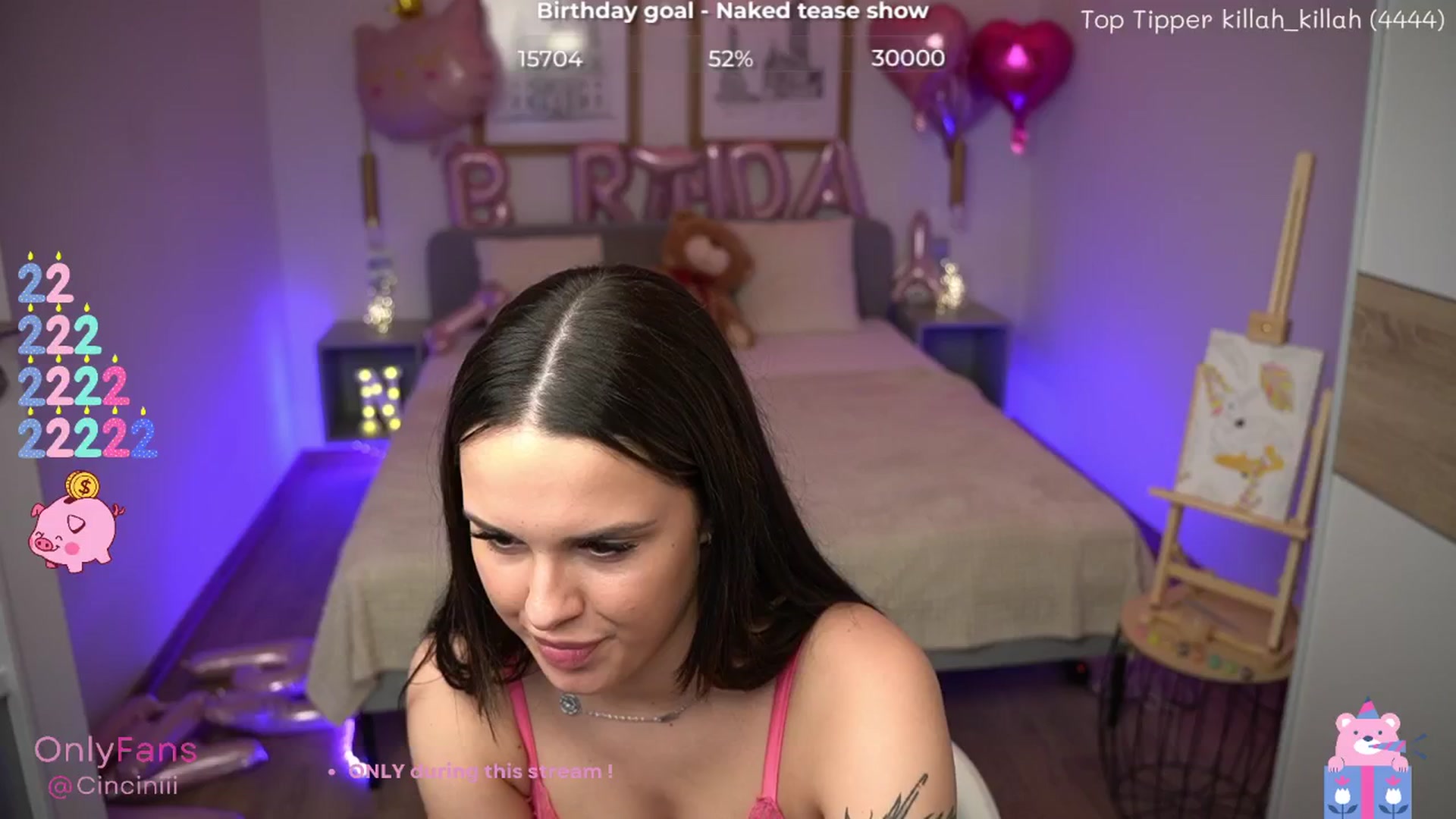 Gallery image thumbnail from cinnabellee's myfreecams stream on, 04/28/2024, 21:38 image 1 of 20