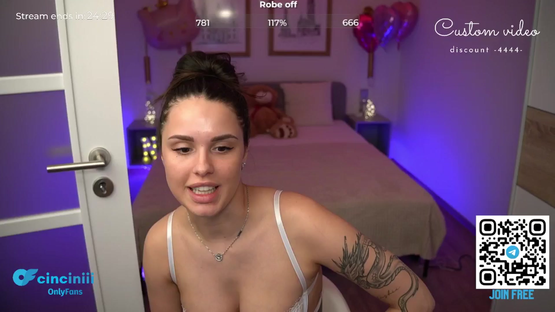 Gallery image thumbnail from cinnabellee's myfreecams stream on, 05/02/2024, 21:14 image 19 of 20