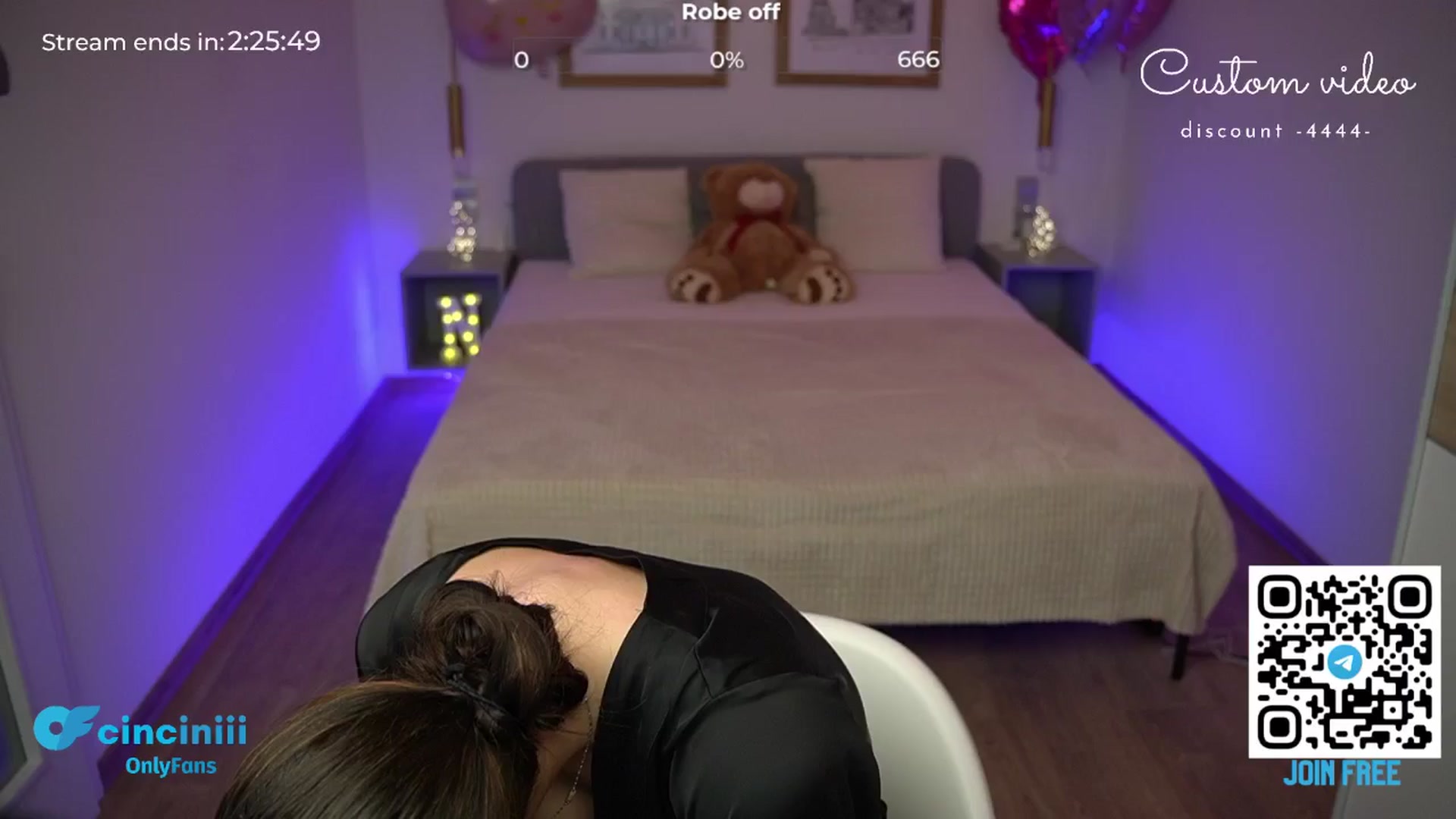 Gallery image thumbnail from cinnabellee's myfreecams stream on, 05/02/2024, 21:14 image 3 of 20