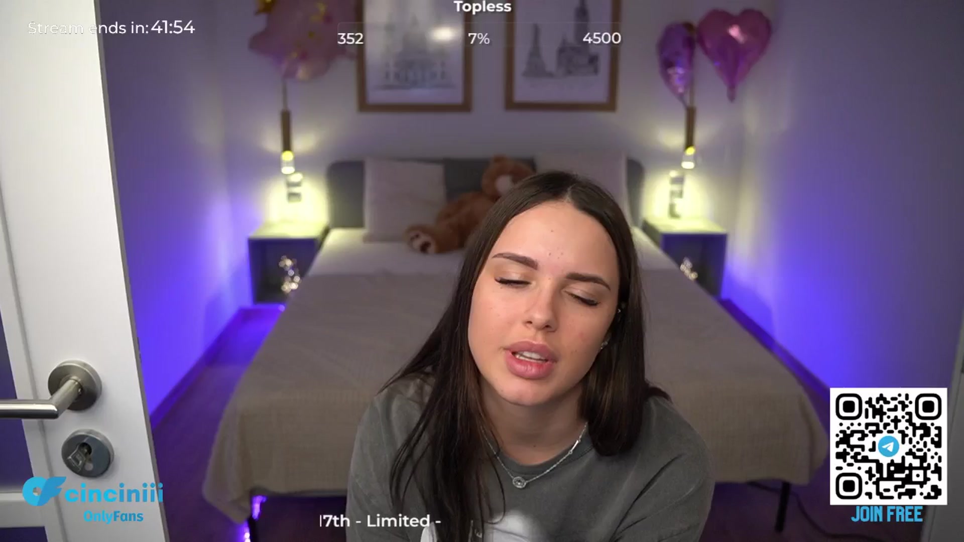 Gallery image thumbnail from cinnabellee's myfreecams stream on, 05/13/2024, 20:46 image 10 of 20