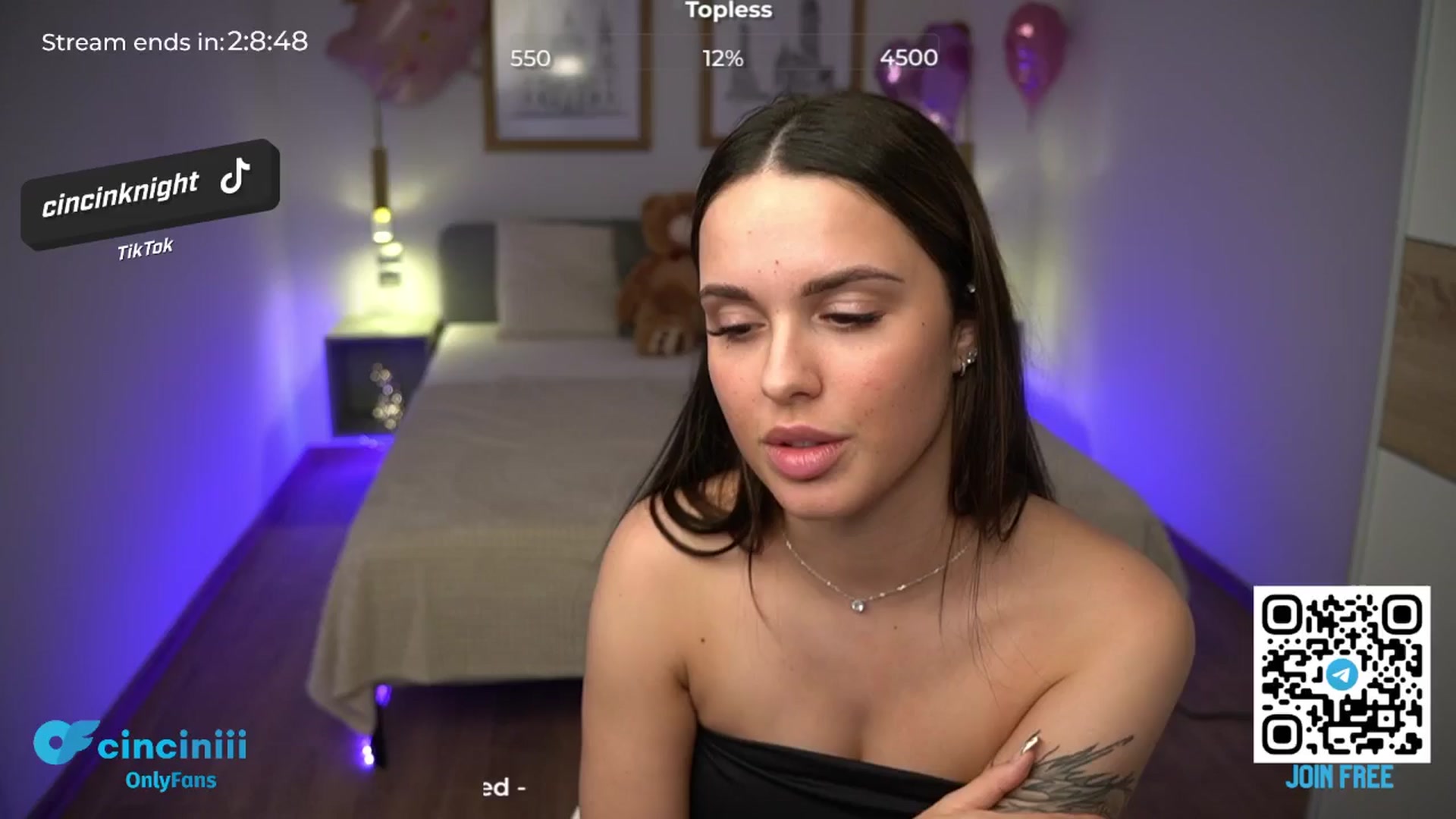 Gallery image thumbnail from cinnabellee's myfreecams stream on, 05/14/2024, 21:30 image 7 of 20
