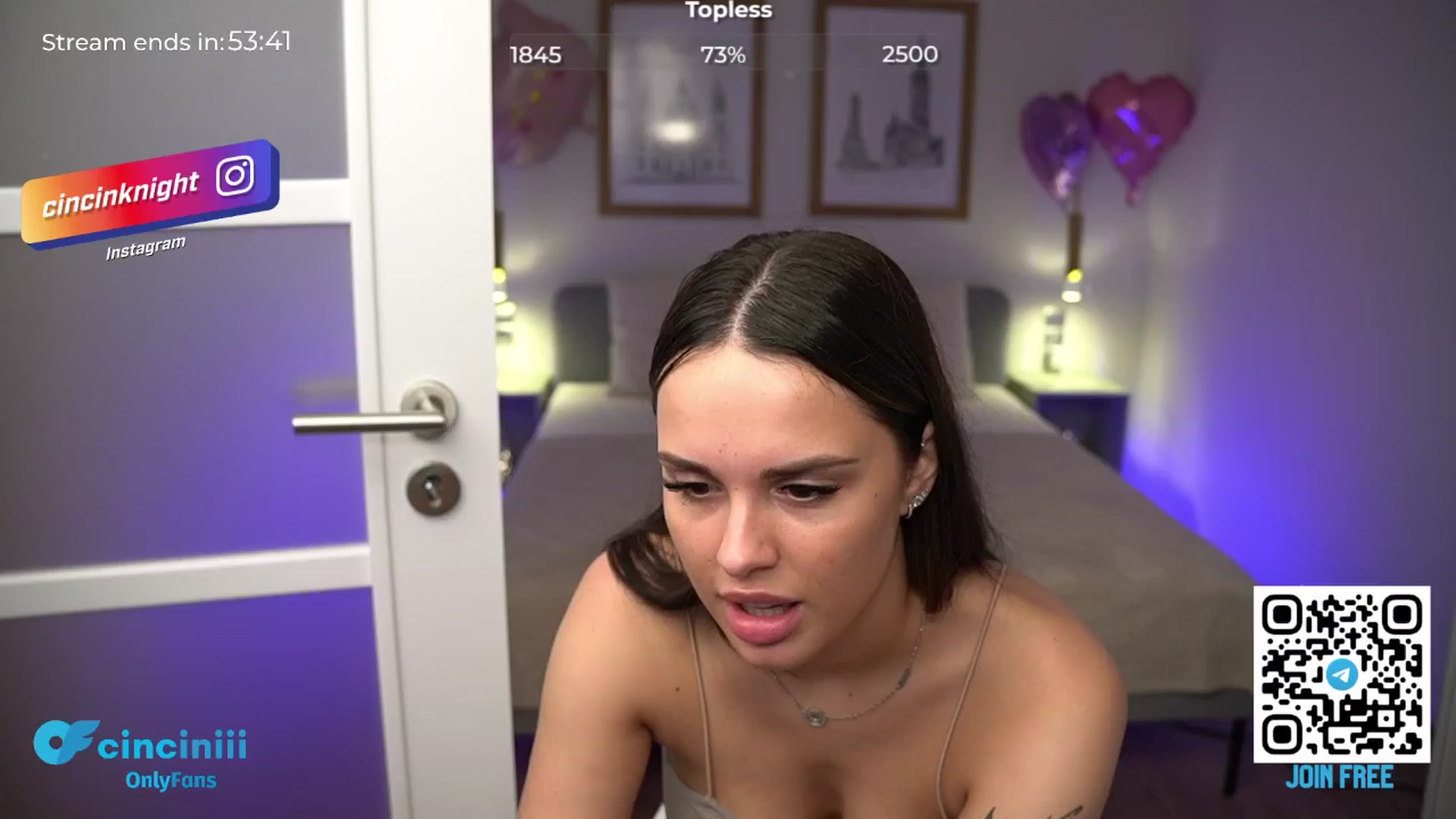 Gallery image thumbnail from cinnabellee's myfreecams stream on, 05/21/2024, 21:22 image 6 of 20