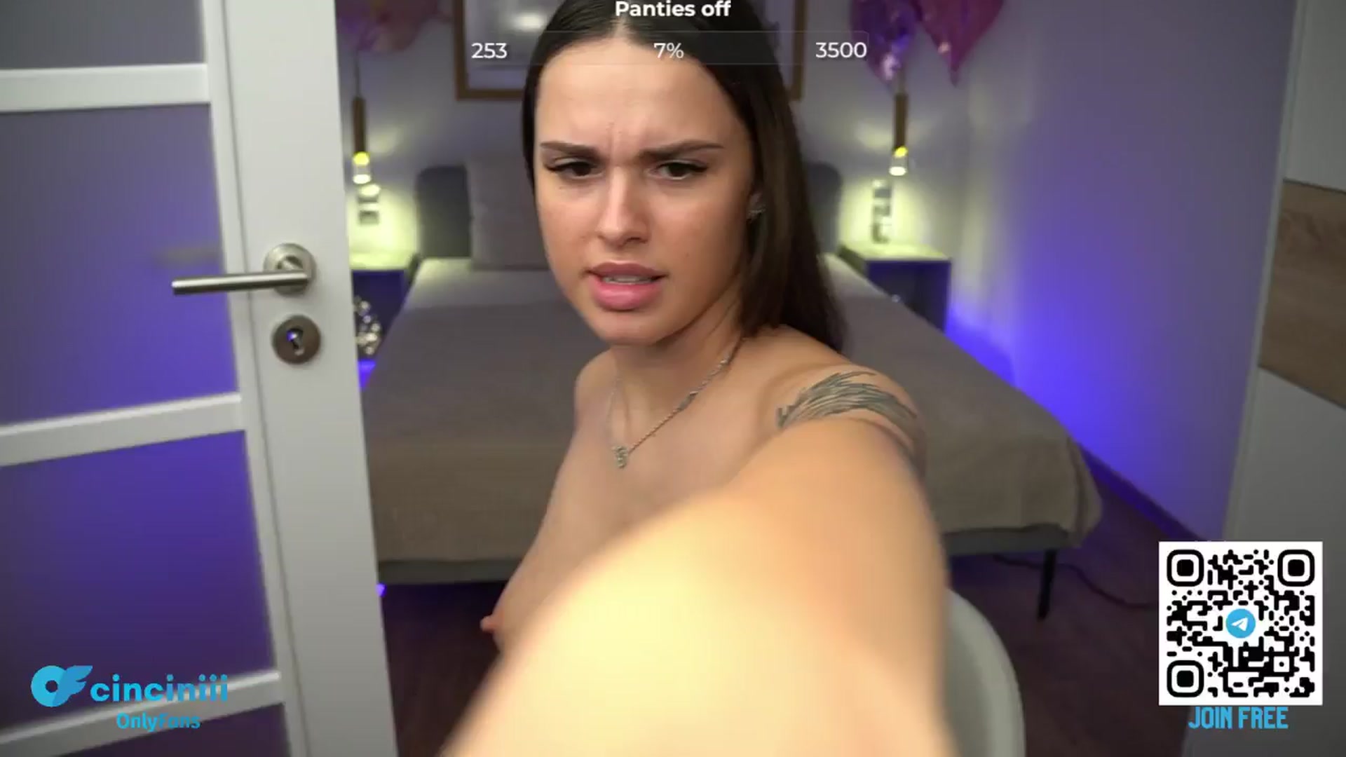 Gallery image thumbnail from cinnabellee's myfreecams stream on, 05/21/2024, 21:22 image 16 of 20