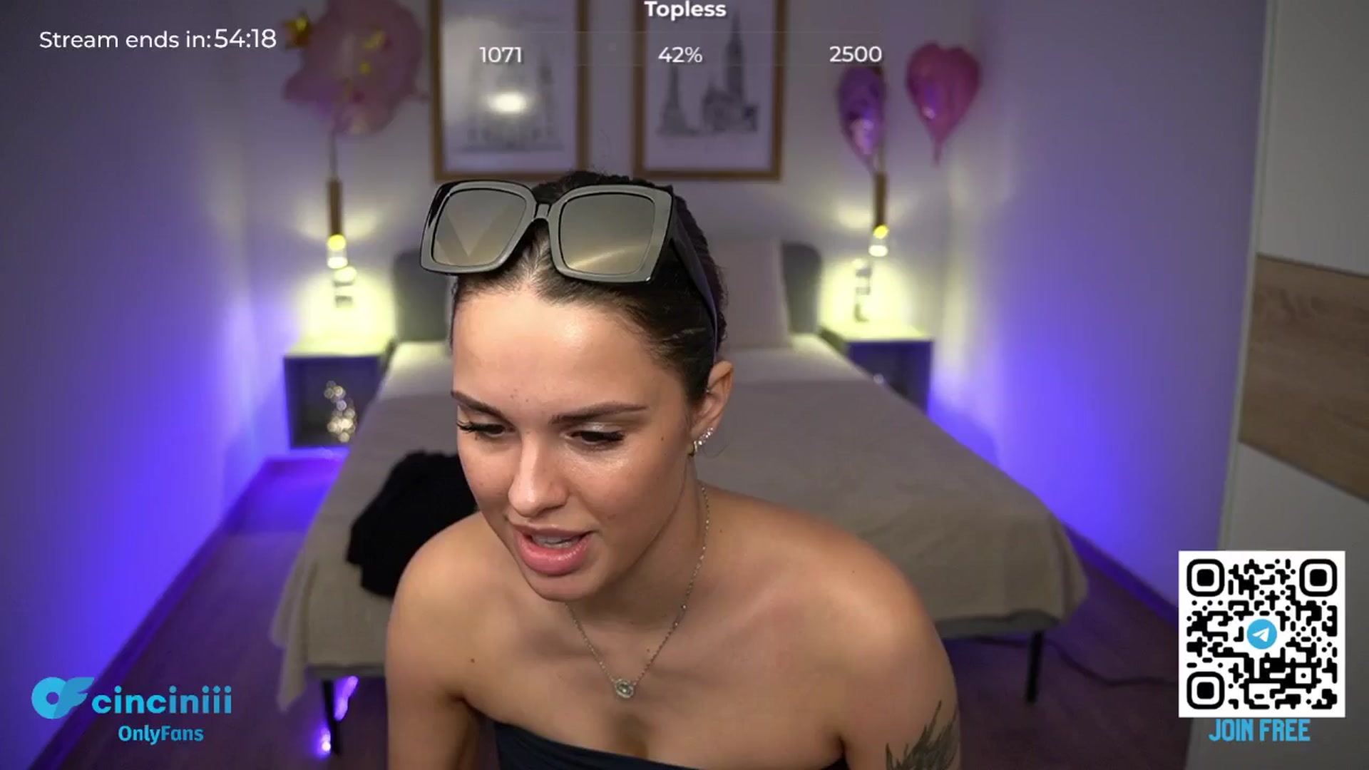 Gallery image thumbnail from cinnabellee's myfreecams stream on, 05/23/2024, 21:18 image 3 of 20