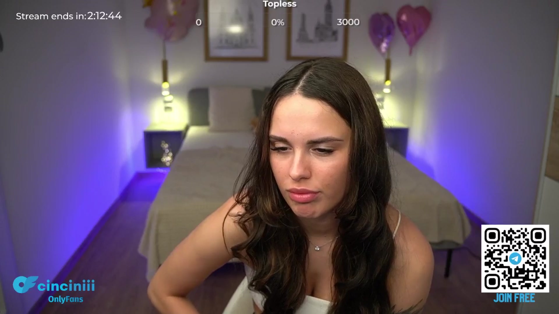 Gallery image thumbnail from cinnabellee's myfreecams stream on, 05/26/2024, 19:25 image 15 of 20