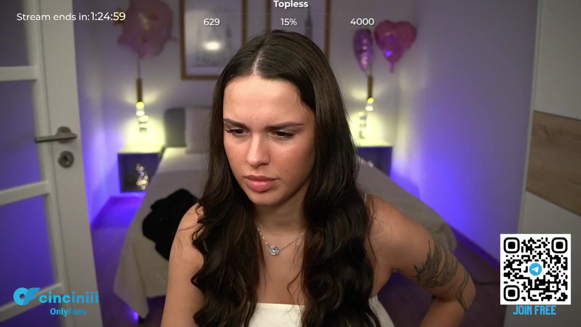 Gallery image thumbnail from cinnabellee's myfreecams stream on, 06/03/2024, 21:19 image 12 of 20