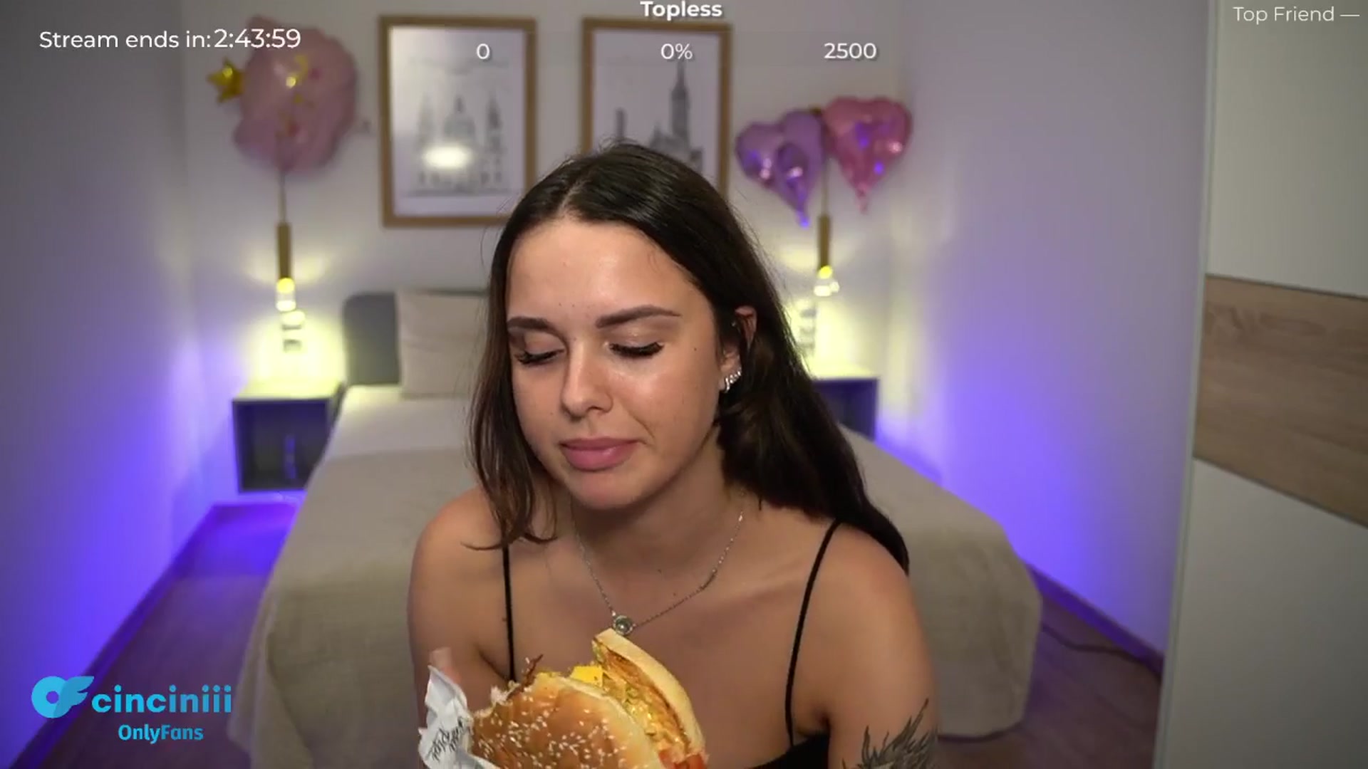 Gallery image thumbnail from cinnabellee's myfreecams stream on, 06/18/2024, 19:10 image 3 of 20