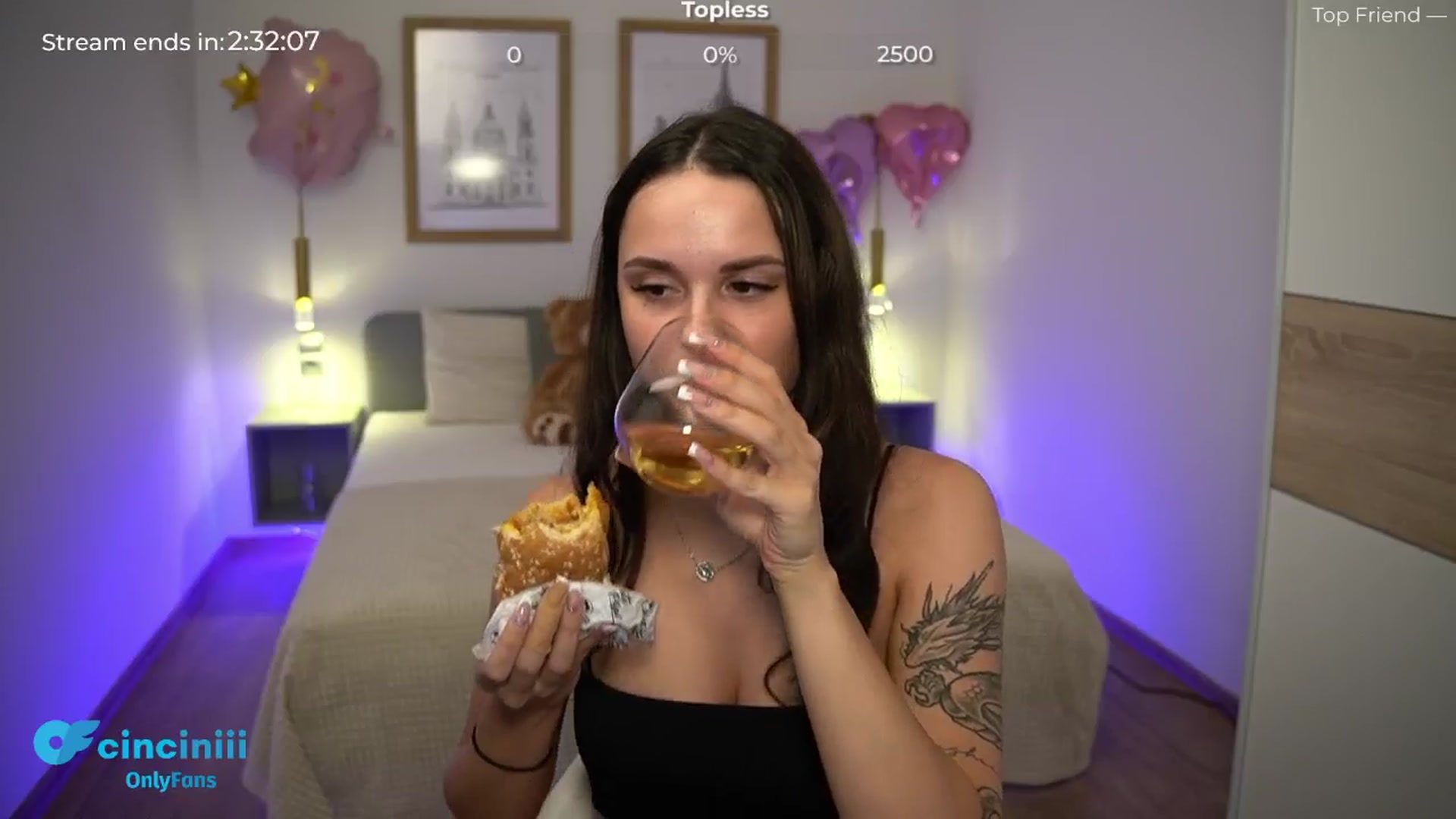 Gallery image thumbnail from cinnabellee's myfreecams stream on, 06/18/2024, 19:10 image 7 of 20