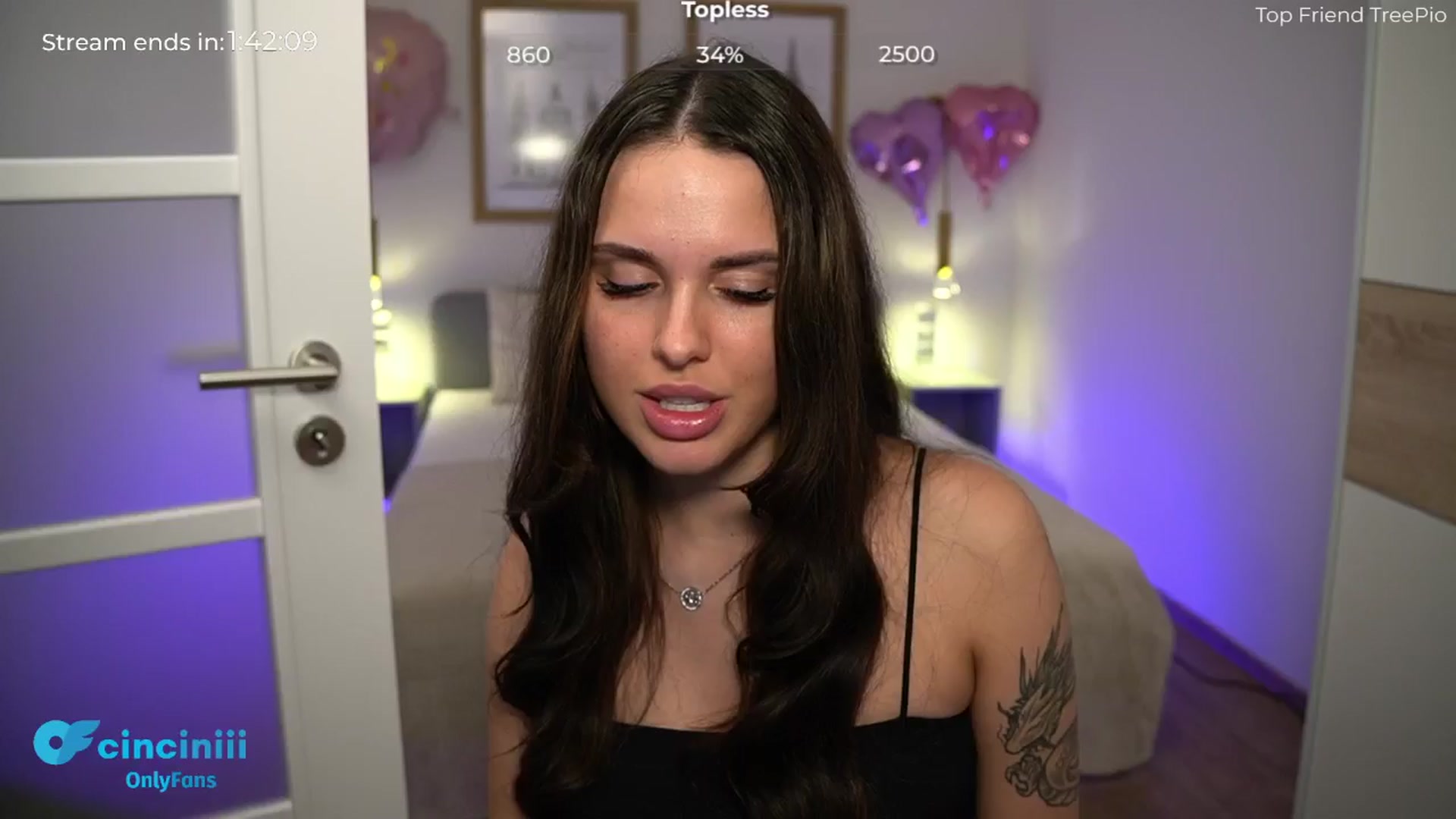 Gallery image thumbnail from cinnabellee's myfreecams stream on, 06/18/2024, 19:22 image 11 of 20