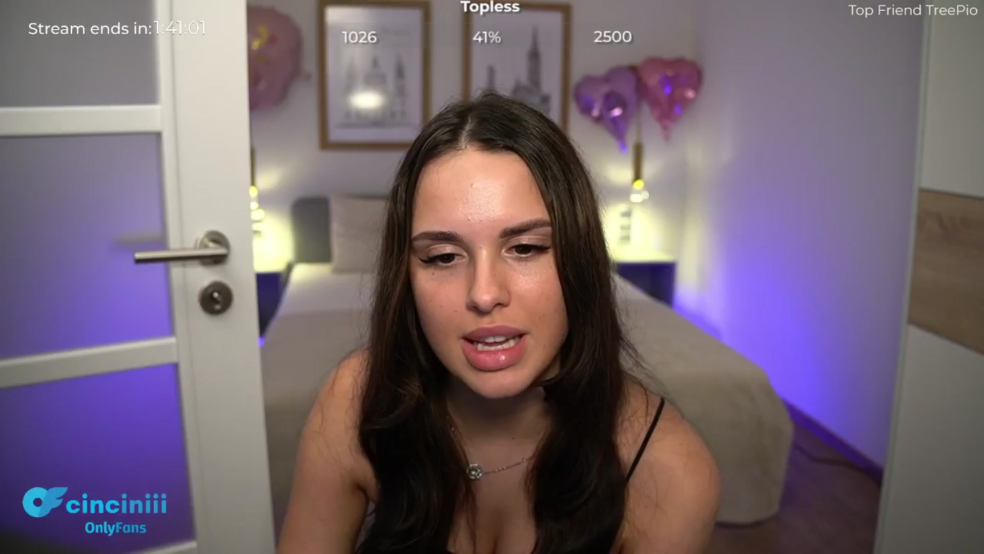 Gallery image thumbnail from cinnabellee's myfreecams stream on, 06/18/2024, 19:22 image 13 of 20