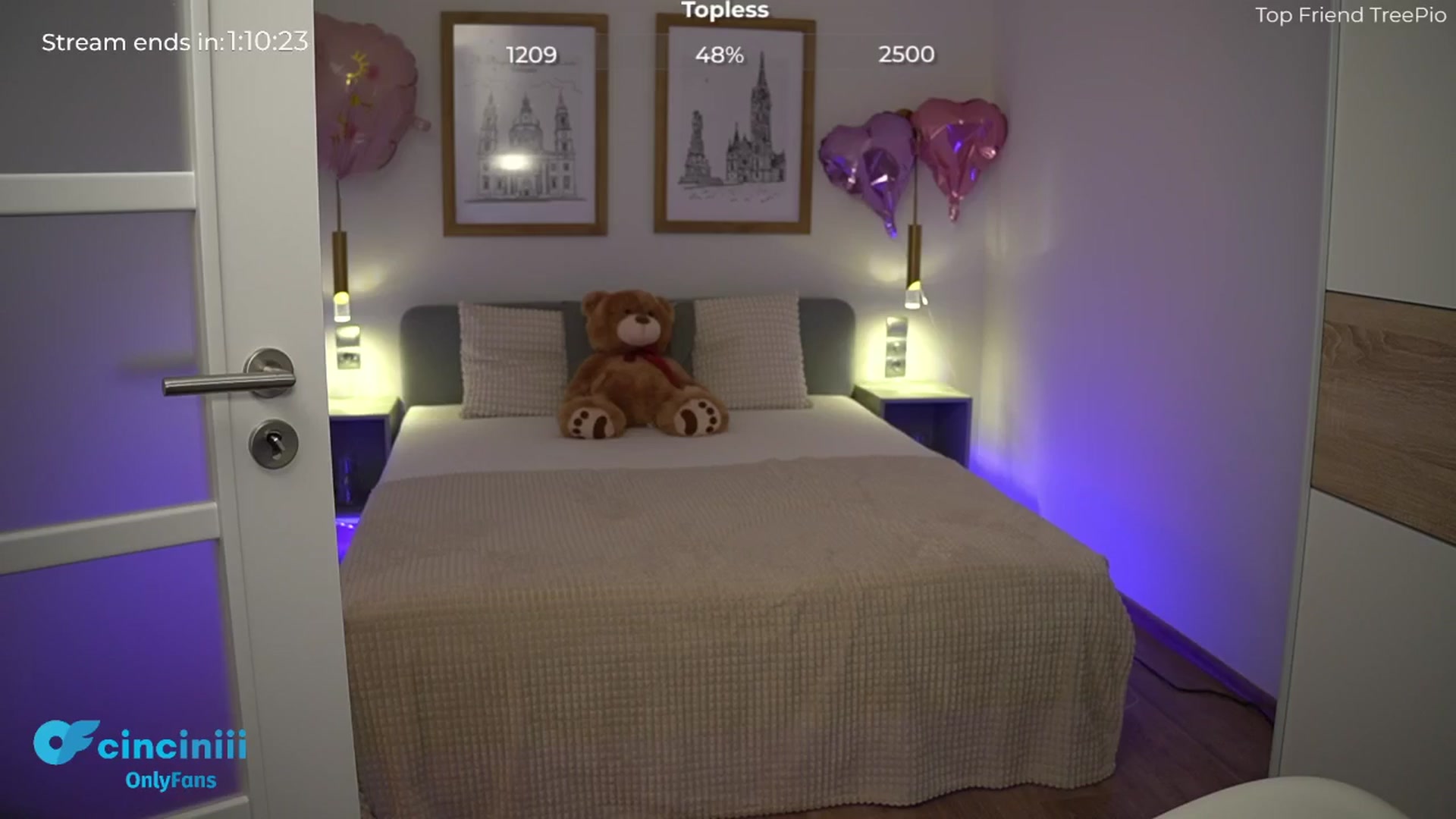 Gallery image thumbnail from cinnabellee's myfreecams stream on, 06/18/2024, 20:29 image 8 of 20