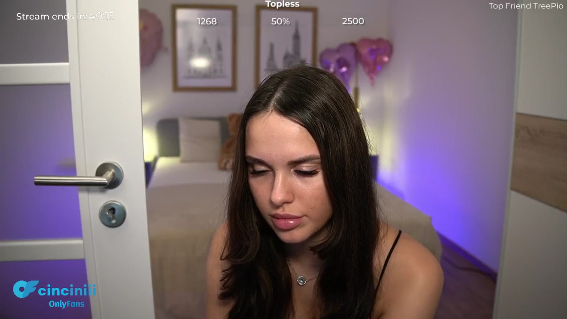 Gallery image thumbnail from cinnabellee's myfreecams stream on, 06/18/2024, 20:29 image 18 of 20