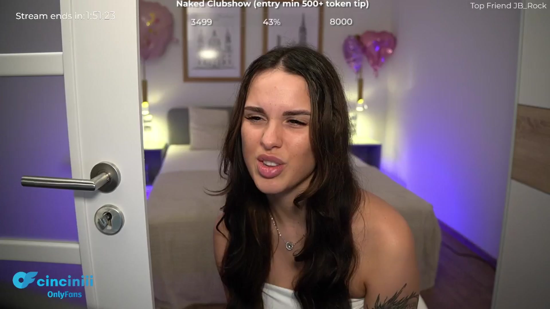Gallery image thumbnail from cinnabellee's myfreecams stream on, 06/19/2024, 21:05 image 7 of 20
