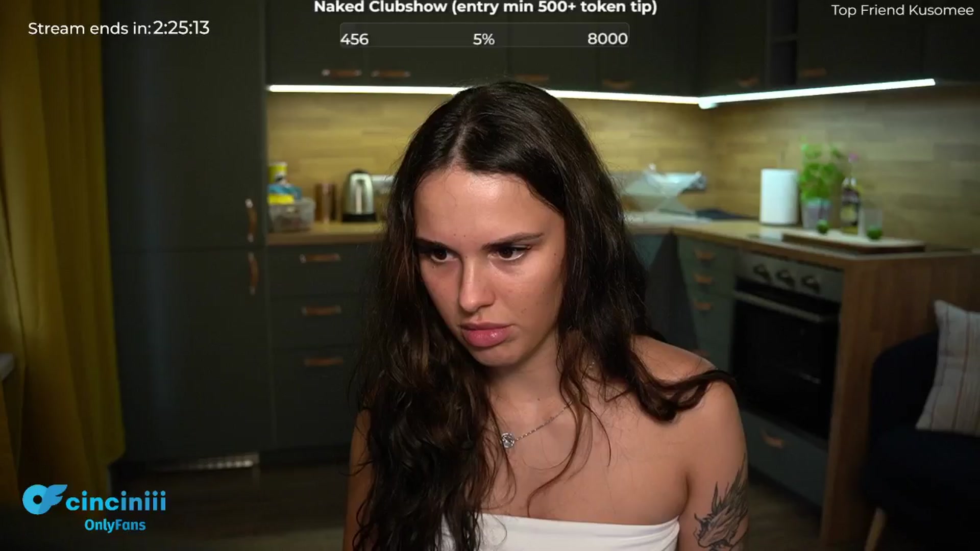 Gallery image thumbnail from cinnabellee's myfreecams stream on, 06/23/2024, 20:11 image 2 of 20