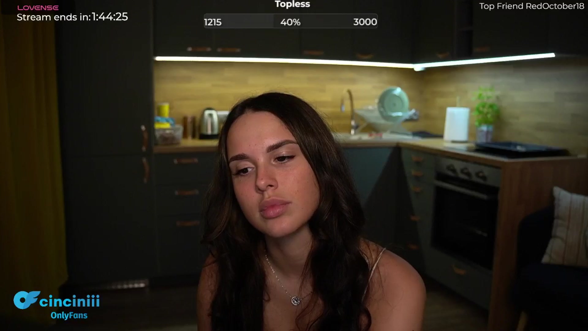Gallery image thumbnail from cinnabellee's myfreecams stream on, 06/27/2024, 20:34 image 9 of 20