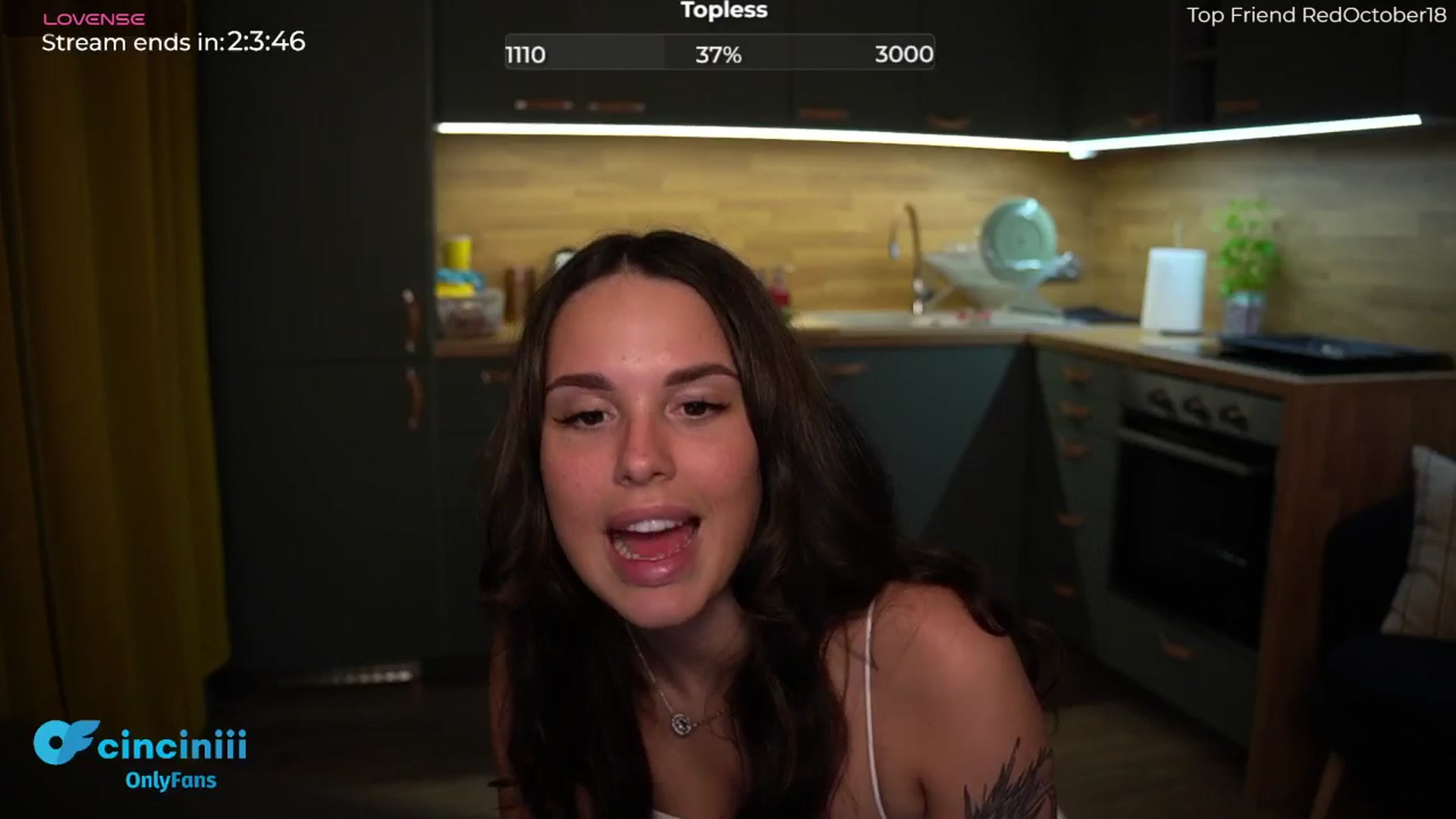 Gallery image thumbnail from cinnabellee's myfreecams stream on, 06/27/2024, 20:34 image 6 of 20